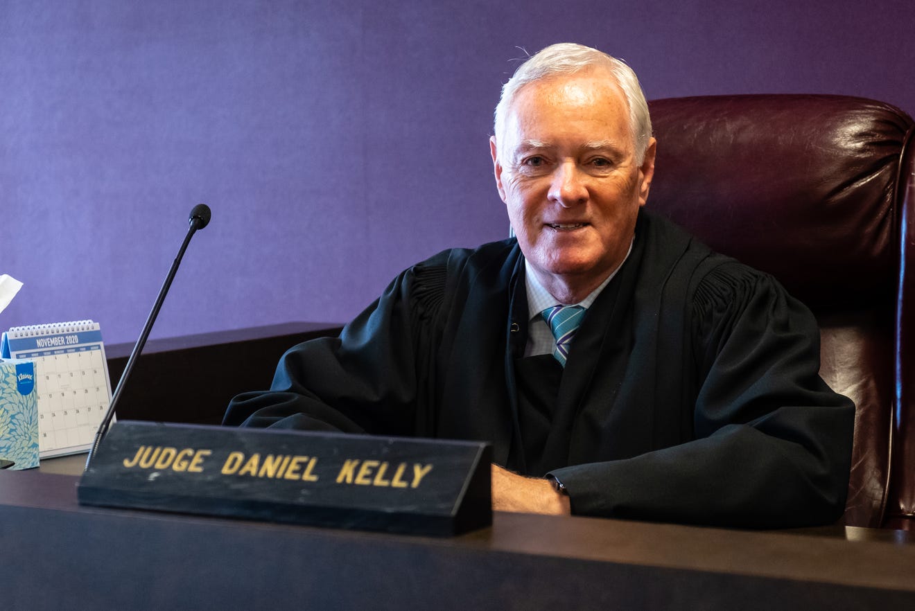 St. Clair County Circuit Court Judge Daniel Kelly reflects on 38-year ...