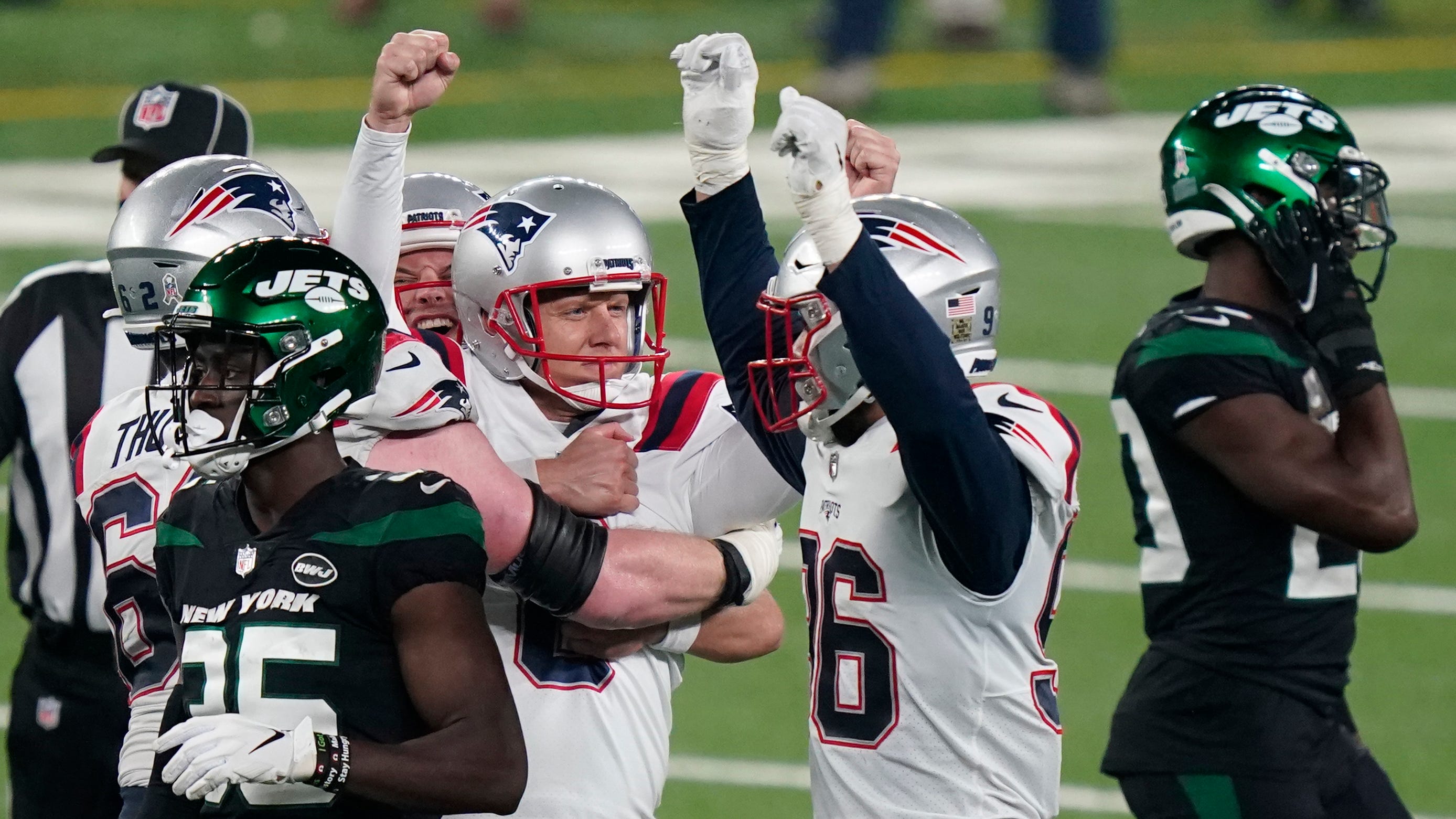 New England Patriots rally for victory over winless New York Jets