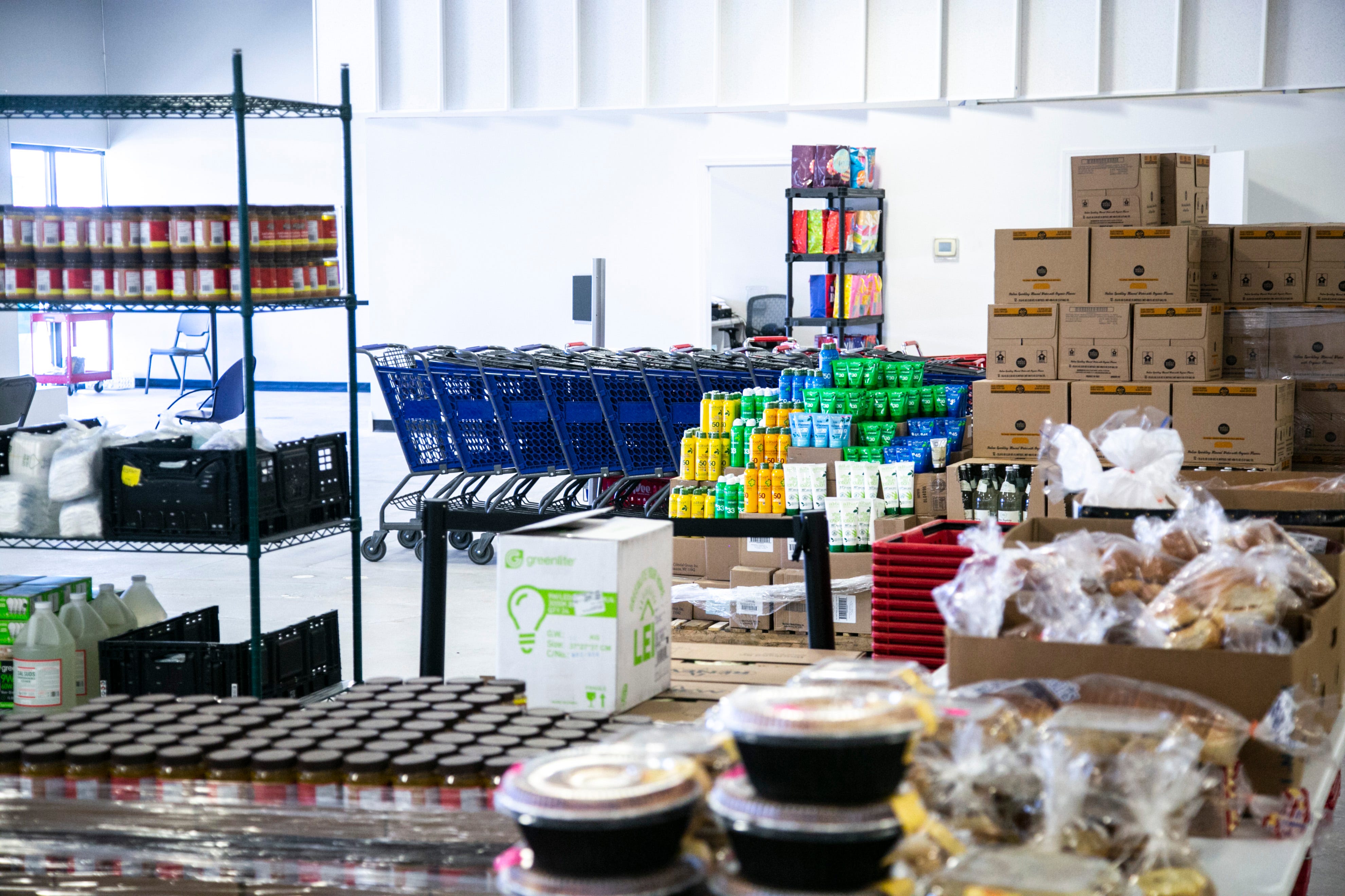 New Larger Food Bank Opens In Iowa City Amid Covid 19 Pandemic