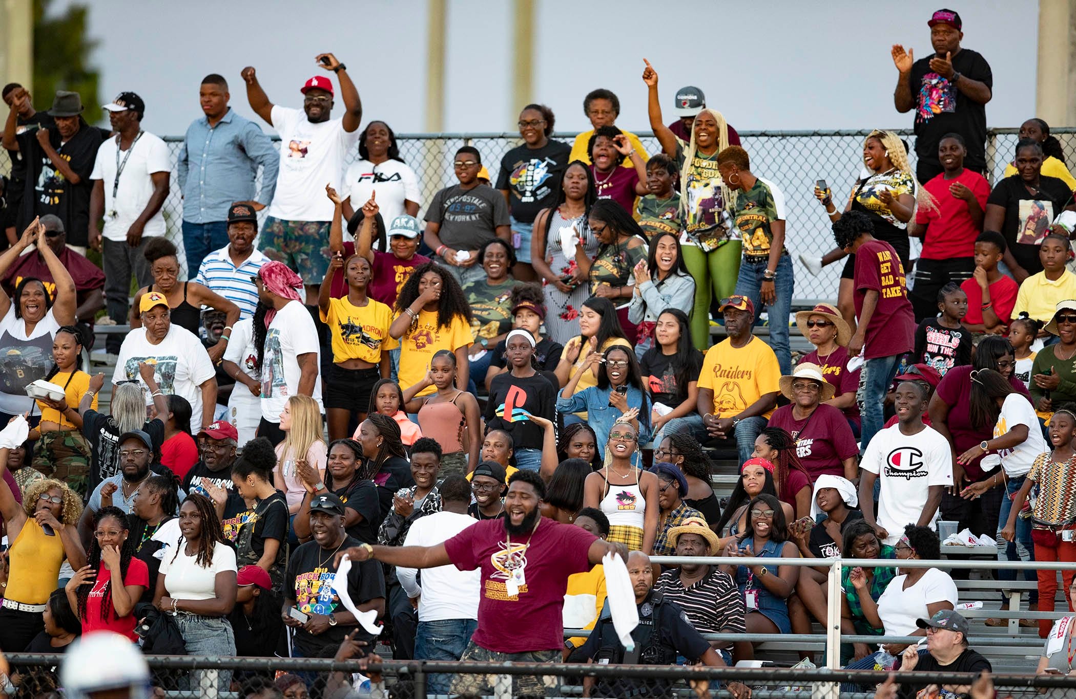 Glades Central Playing Pahokee In Muck Bowl Under Covid 19 Protocols