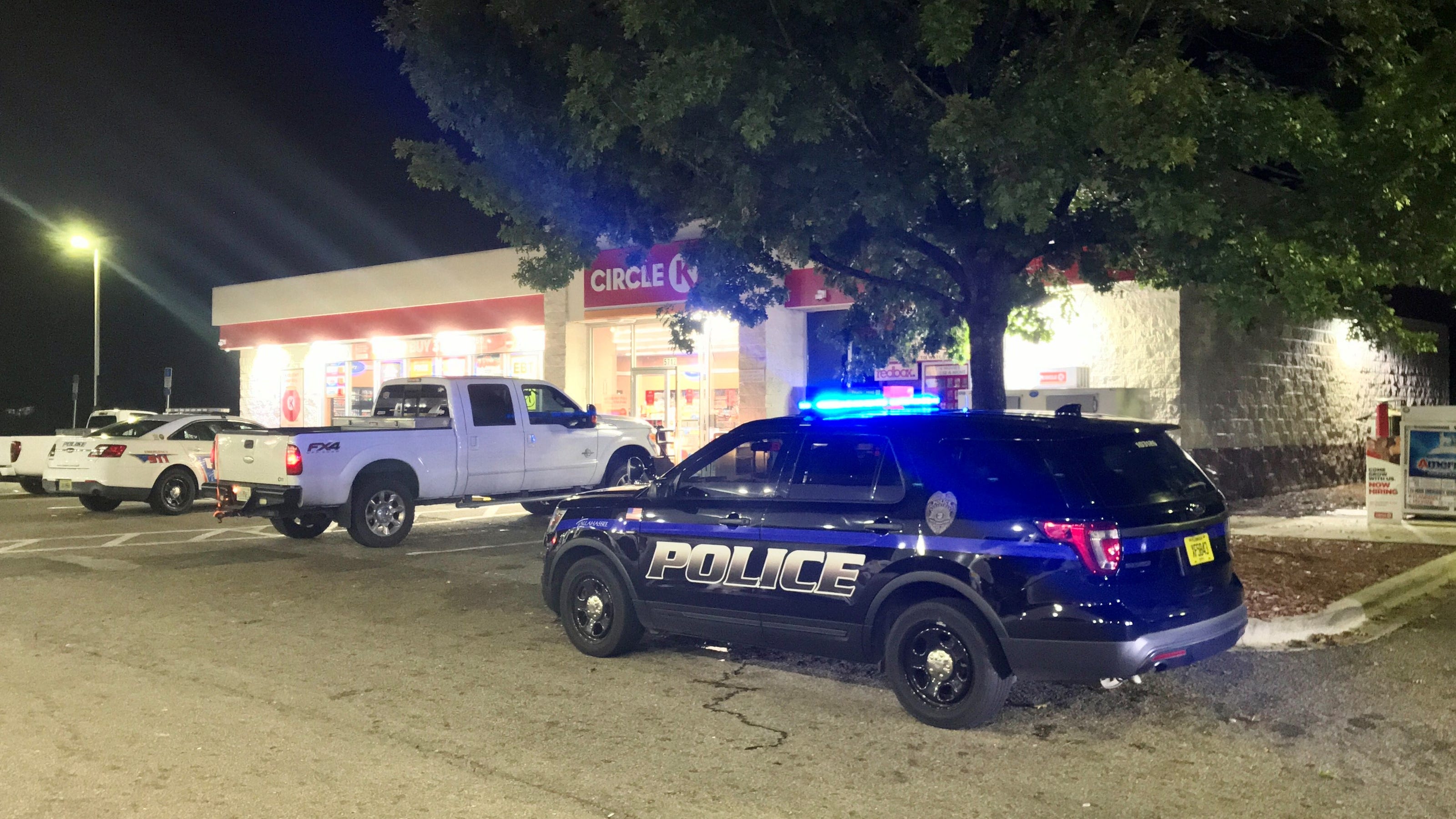 Circle K clerk fires shots at suspected thief's car