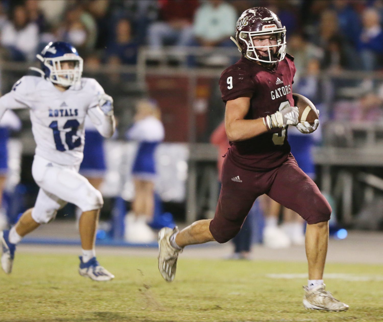 Baker football, Vernon to square off in region championship