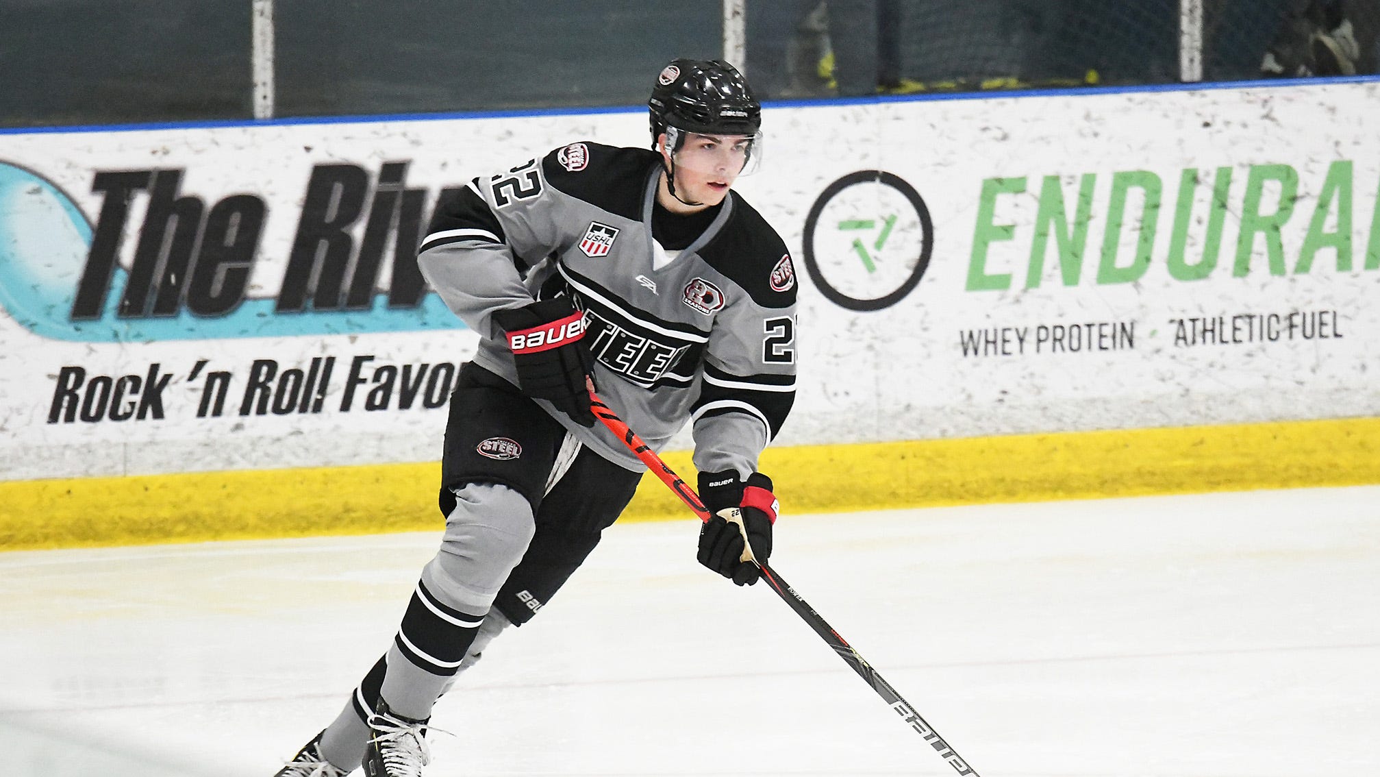 Top 2021 NHL prospect Owen Power named first star in debut ...