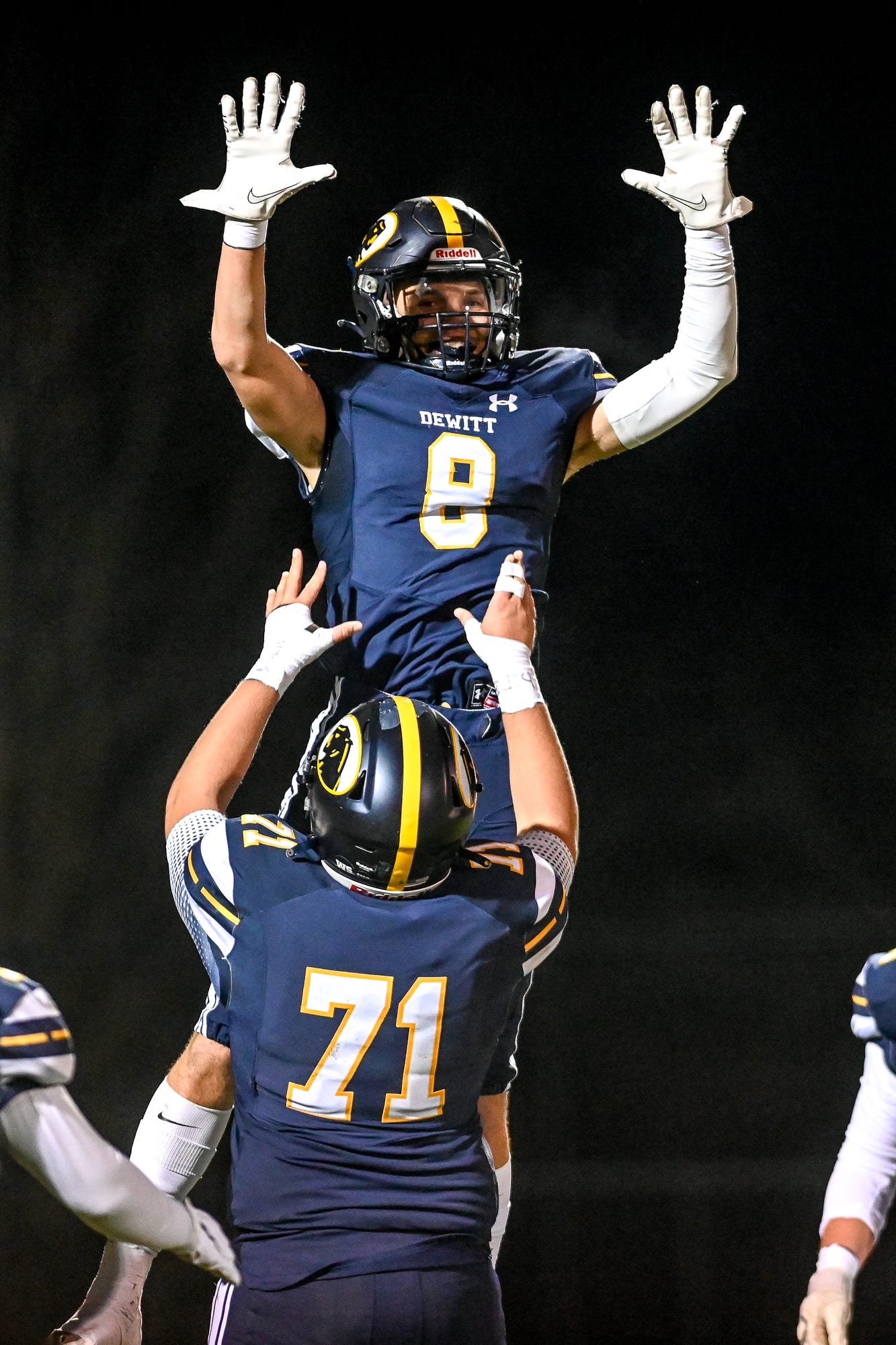 DeWitt football routs Mason for Division 3 district title