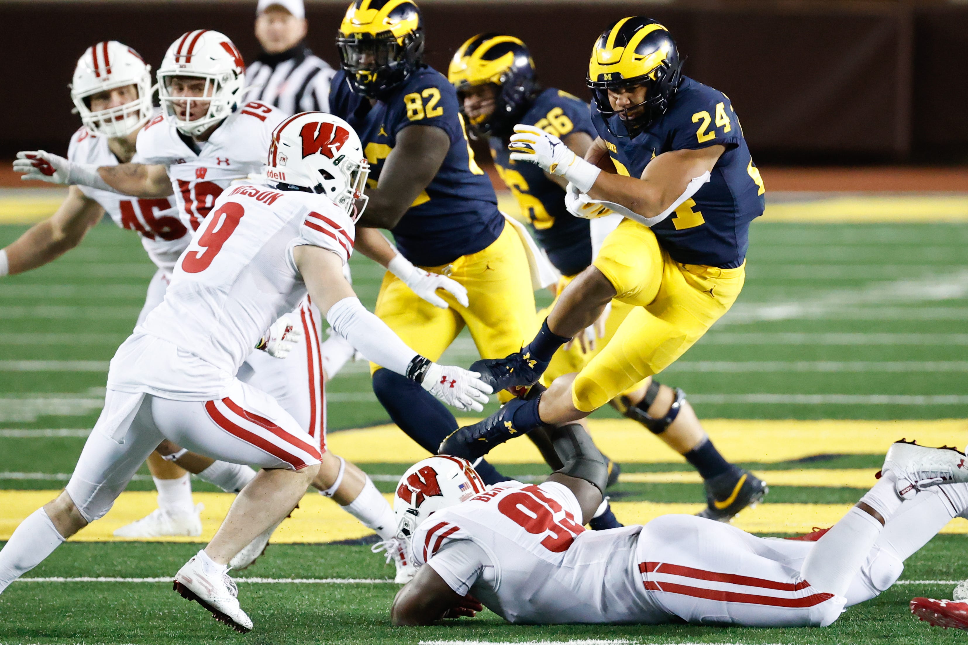 Michigan, Penn State plummet