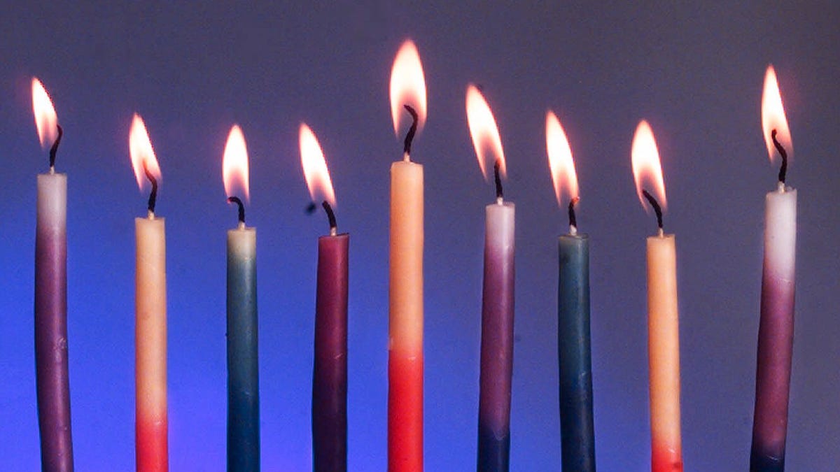 Hanukkah Or Chanukah How To Spell The Jewish Holiday A Few Ways