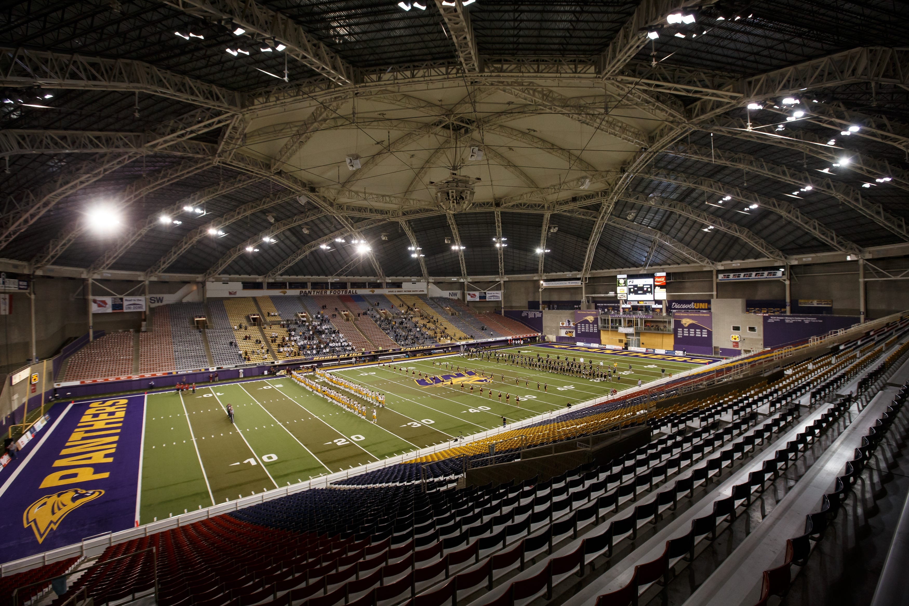 Easton Valley, CAM in 8player title game of Iowa football playoffs