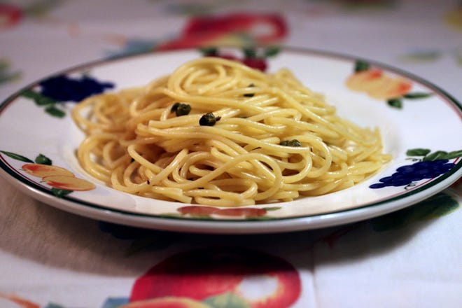 Spaghetti with Capers offers a pungent flavor that makes your tastebuds pop.