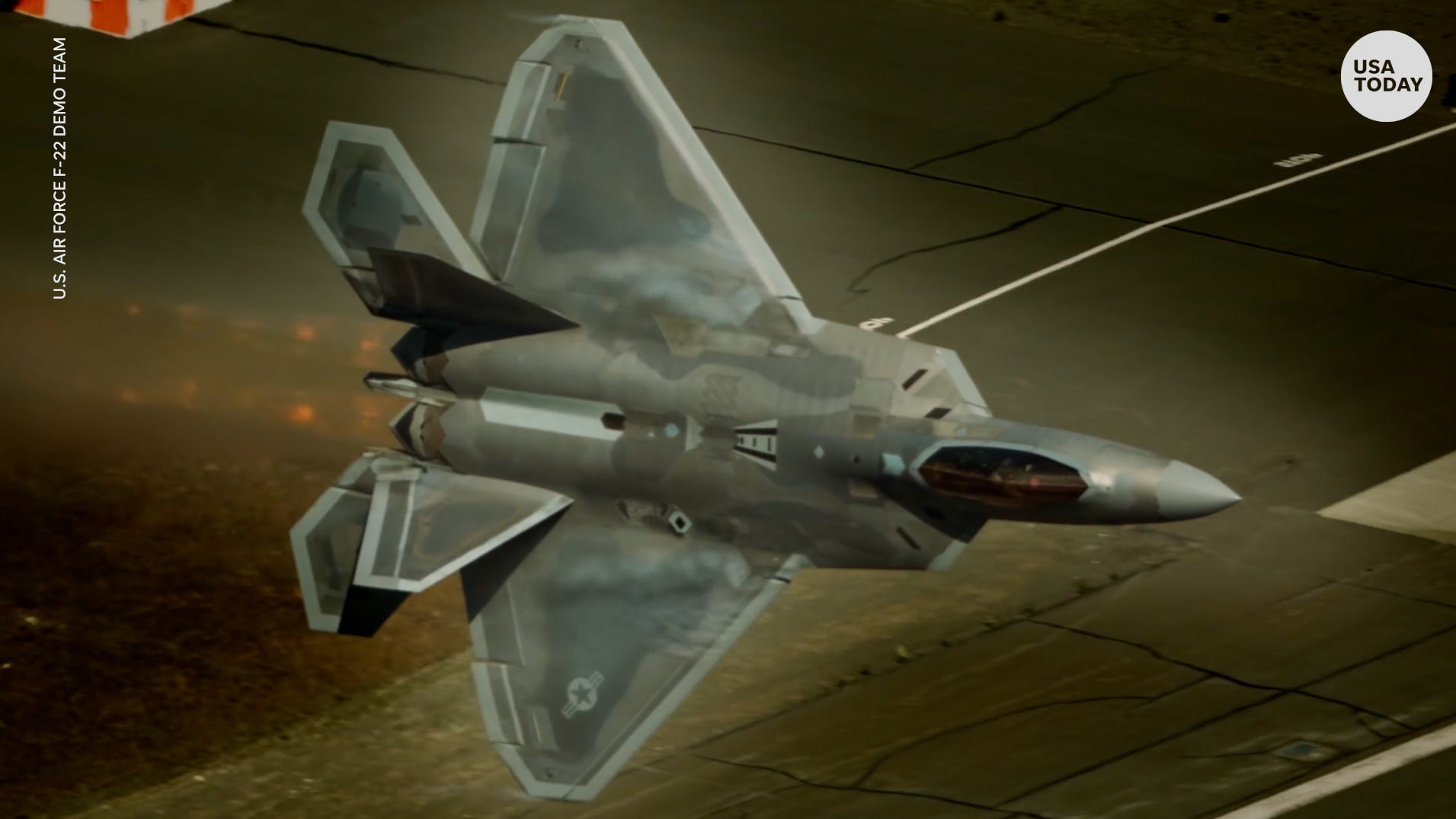 F-22 Raptor rips through the sky in super slow motion
