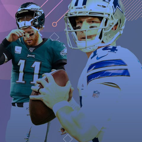 Eagles QB Carson Wentz (11) and Dallas' Andy Dalto
