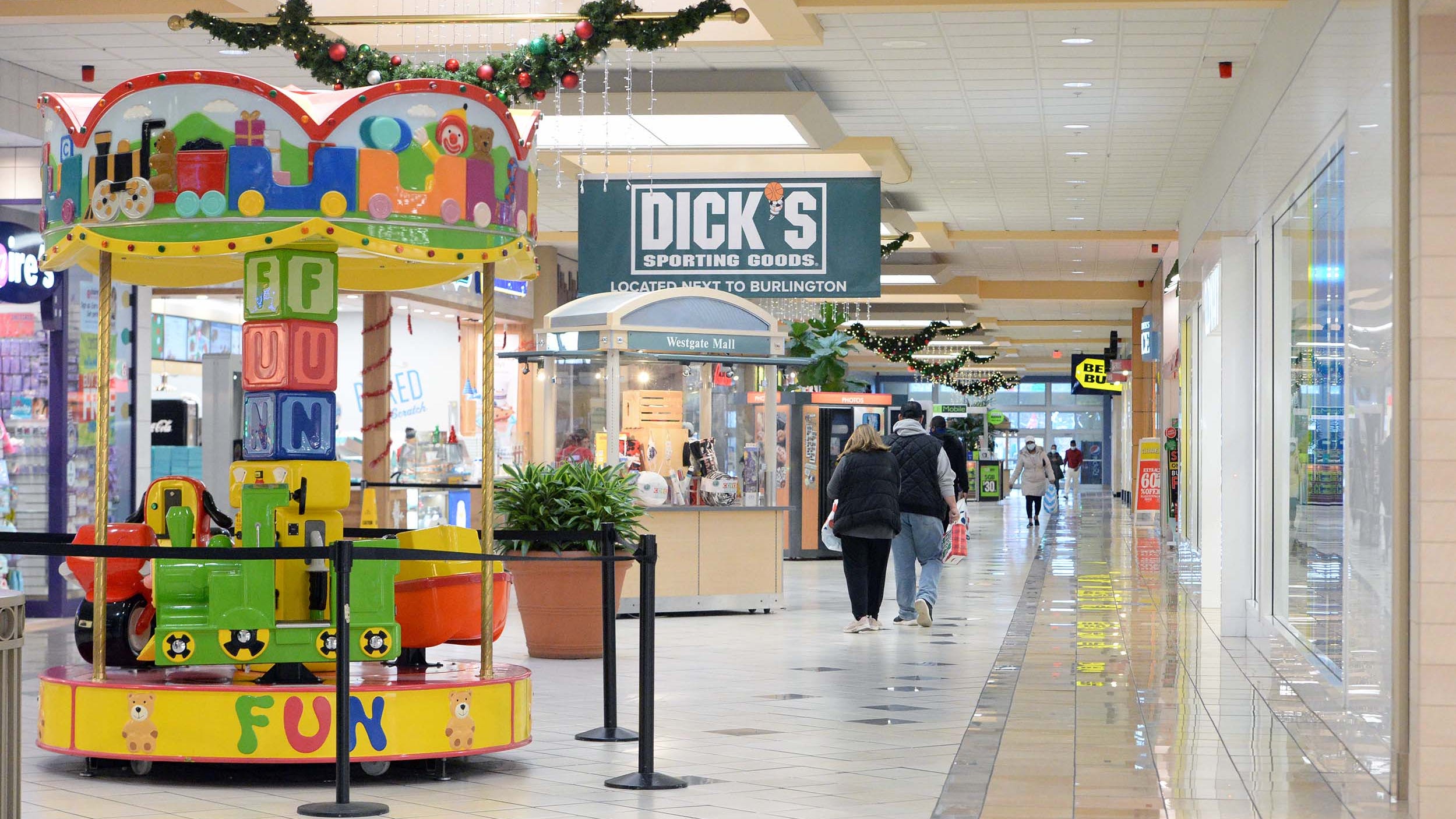 Black Friday 2020: Shopping holiday different in Brockton amid COVID