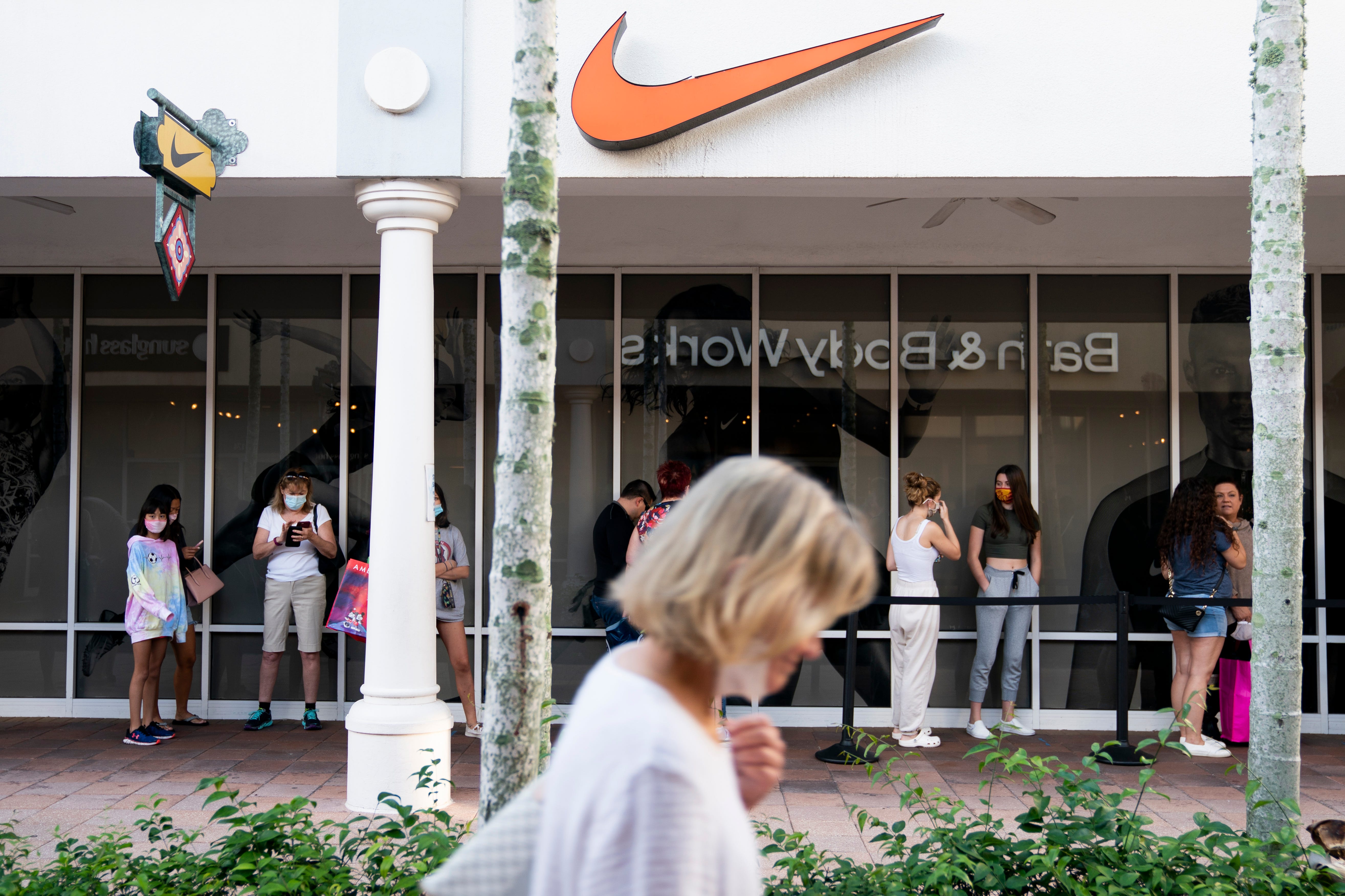 miromar outlet nike store