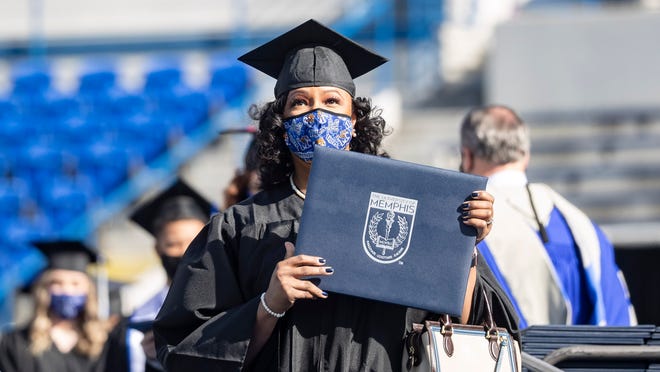 Liberty Bowl Ceremony Honors Grads Resolve In Year Like No Other Graduation University Of Memphis Fall 2022