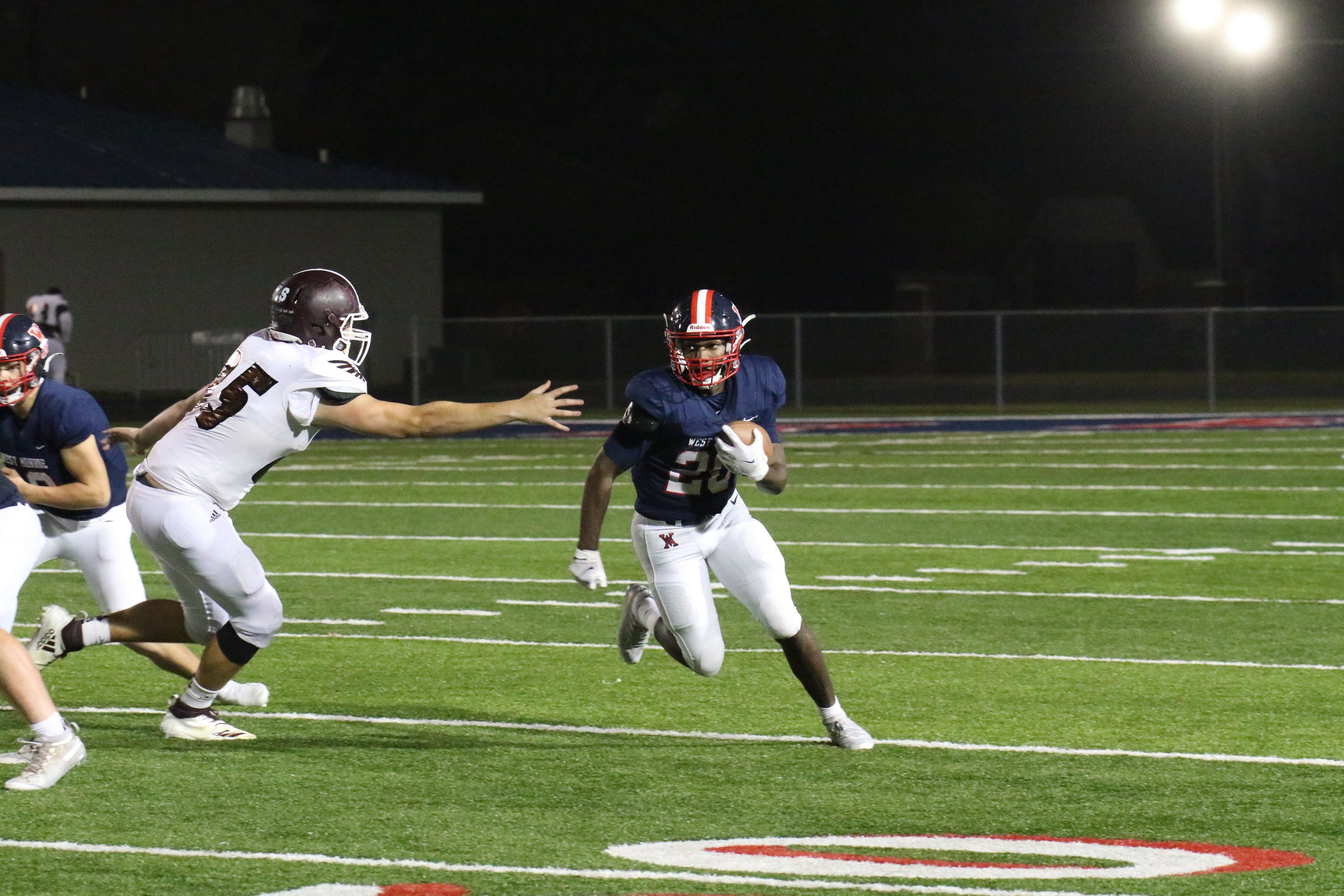 Louisiana High School Football West Monroe Unable To Keep Pace With Catholic