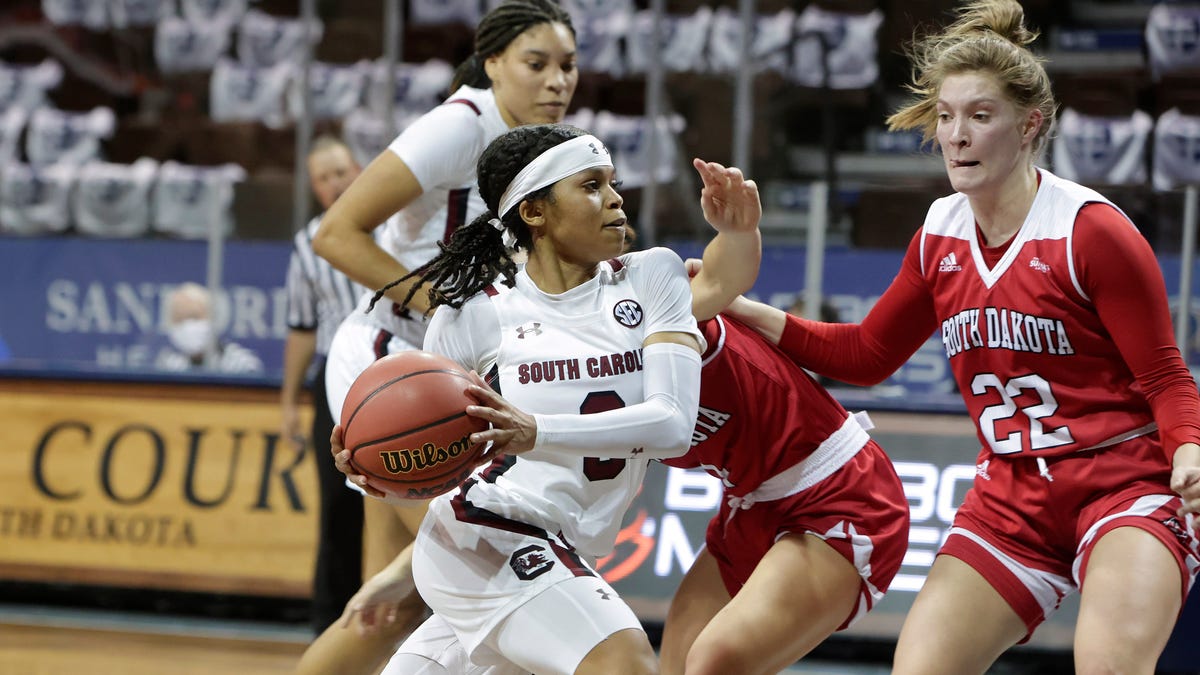 Destanni Henderson of Fort Myers is the co-player of the week for SEC women’s basketball in South Carolina