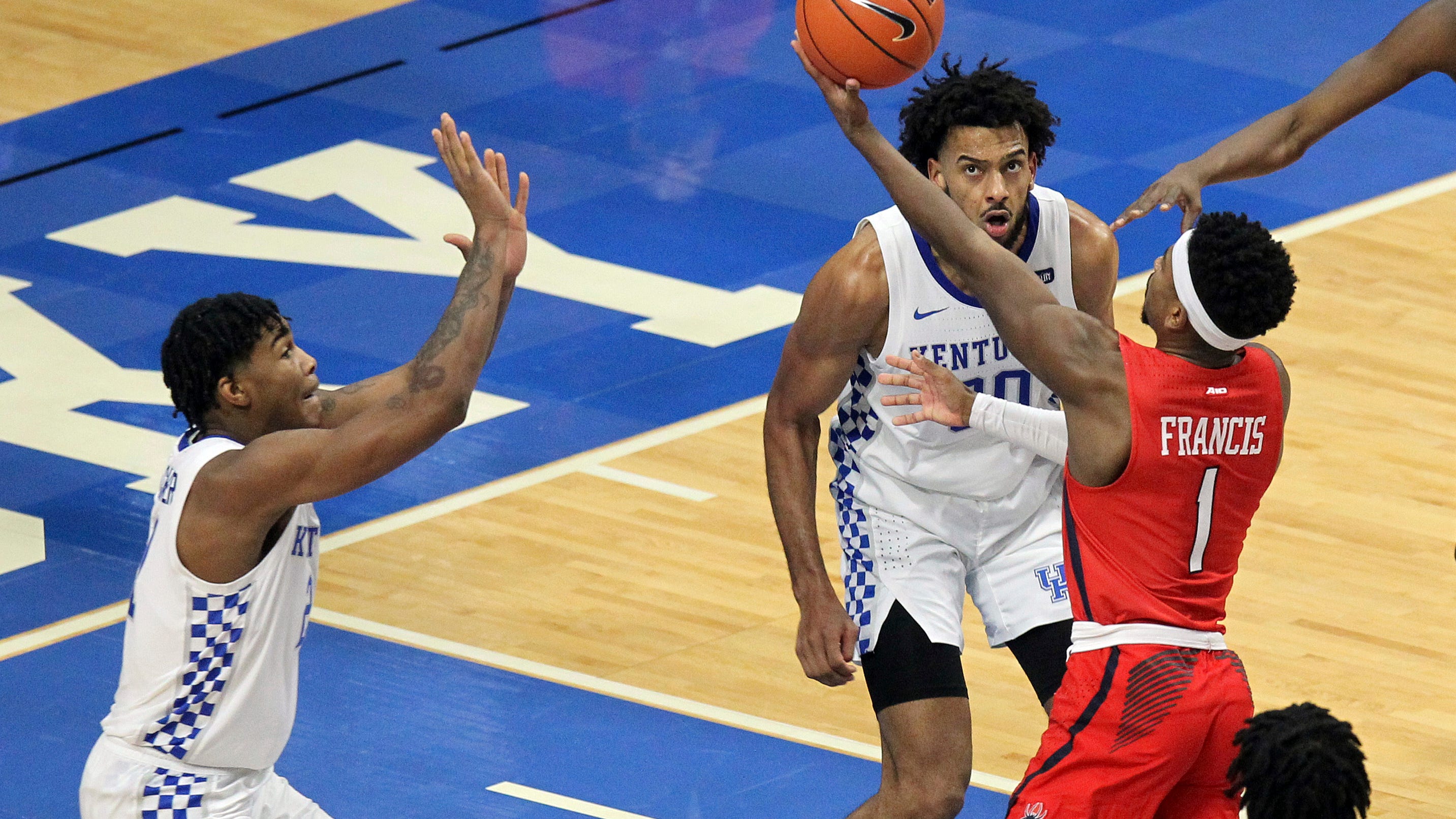 Sunday's college basketball: Richmond beats Kentucky for first road win ...