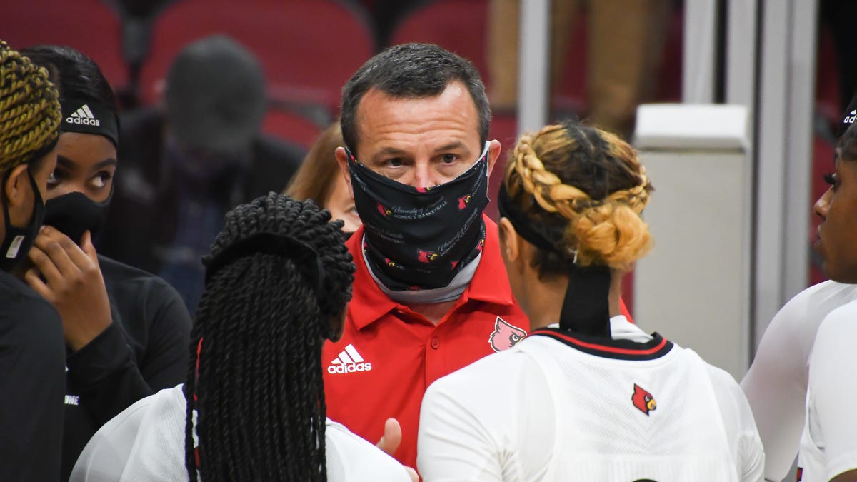 Louisville women's basketball team pauses team activities due to positive COVID-19 test