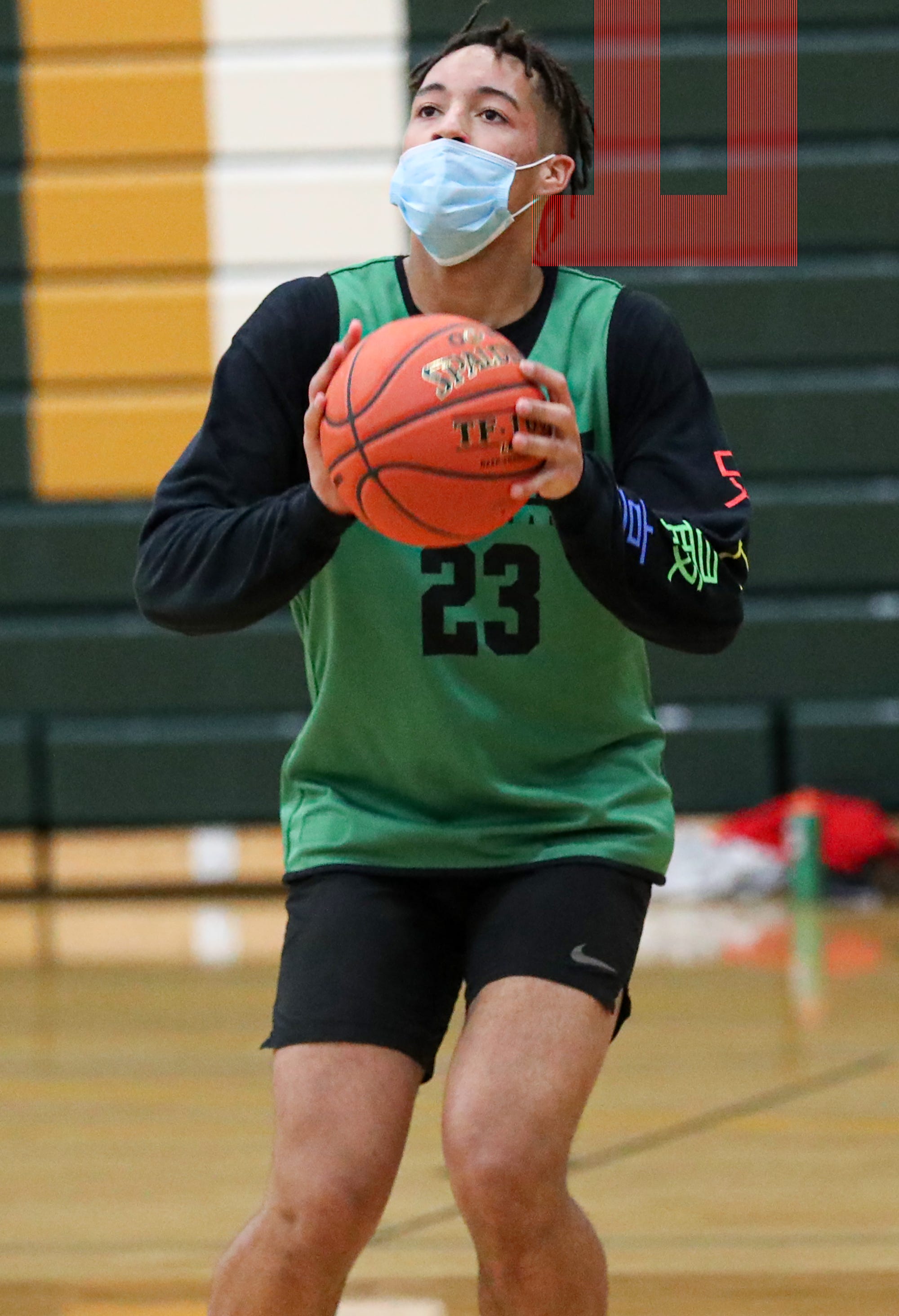 Oshkosh North West Boys Basketball Lean On Seniors Kaego Overstreet