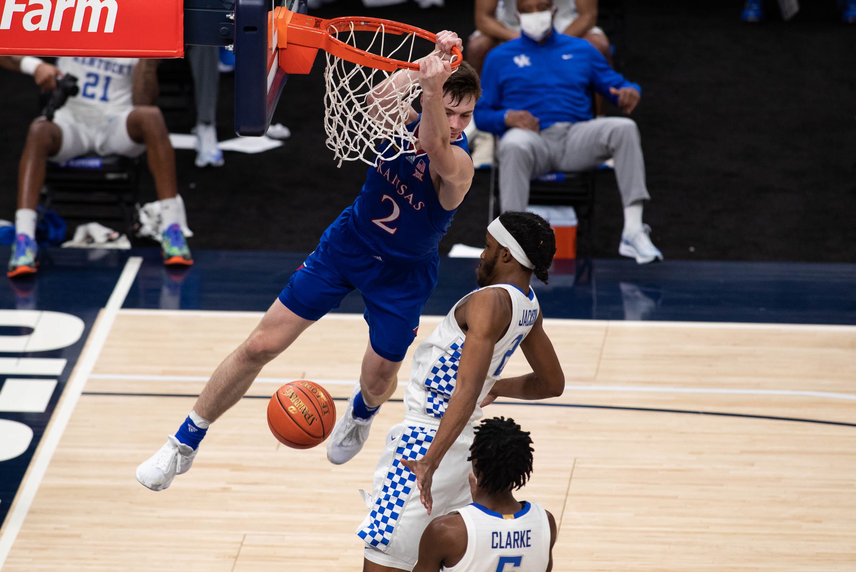 Kentucky basketball vs. Kansas UK offense struggles again in loss