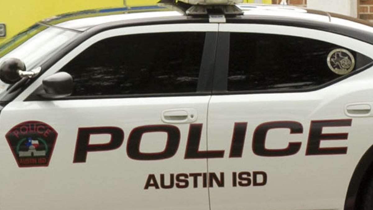‘He had a pistol and a gun’: Man seen with firearms near schools frightens Austin parents
