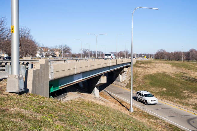 Traffic flows northbound at the Third Street overpass on Friday, Dec. 4, 2020, in Rockford.