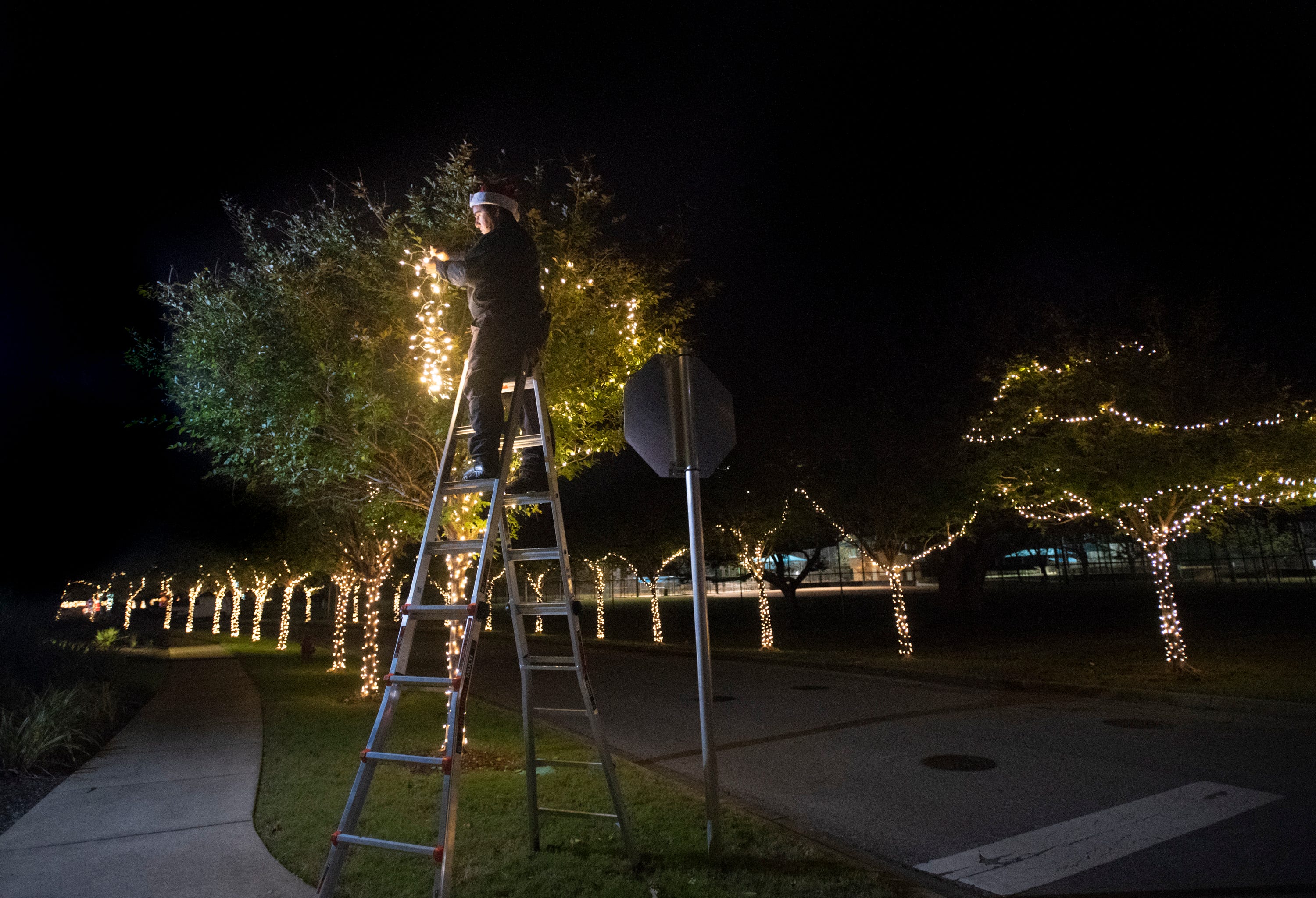 Gulf Breeze plans COVIDsafe "reverse Christmas parade" for Dec. 12,