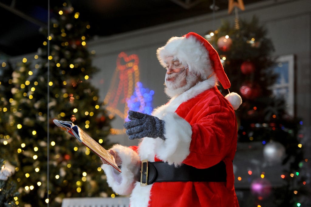 Christmas In Cotuit 2022 Cape Cod Groups Collect Food, Clothes And Gift Cards For Those In Need