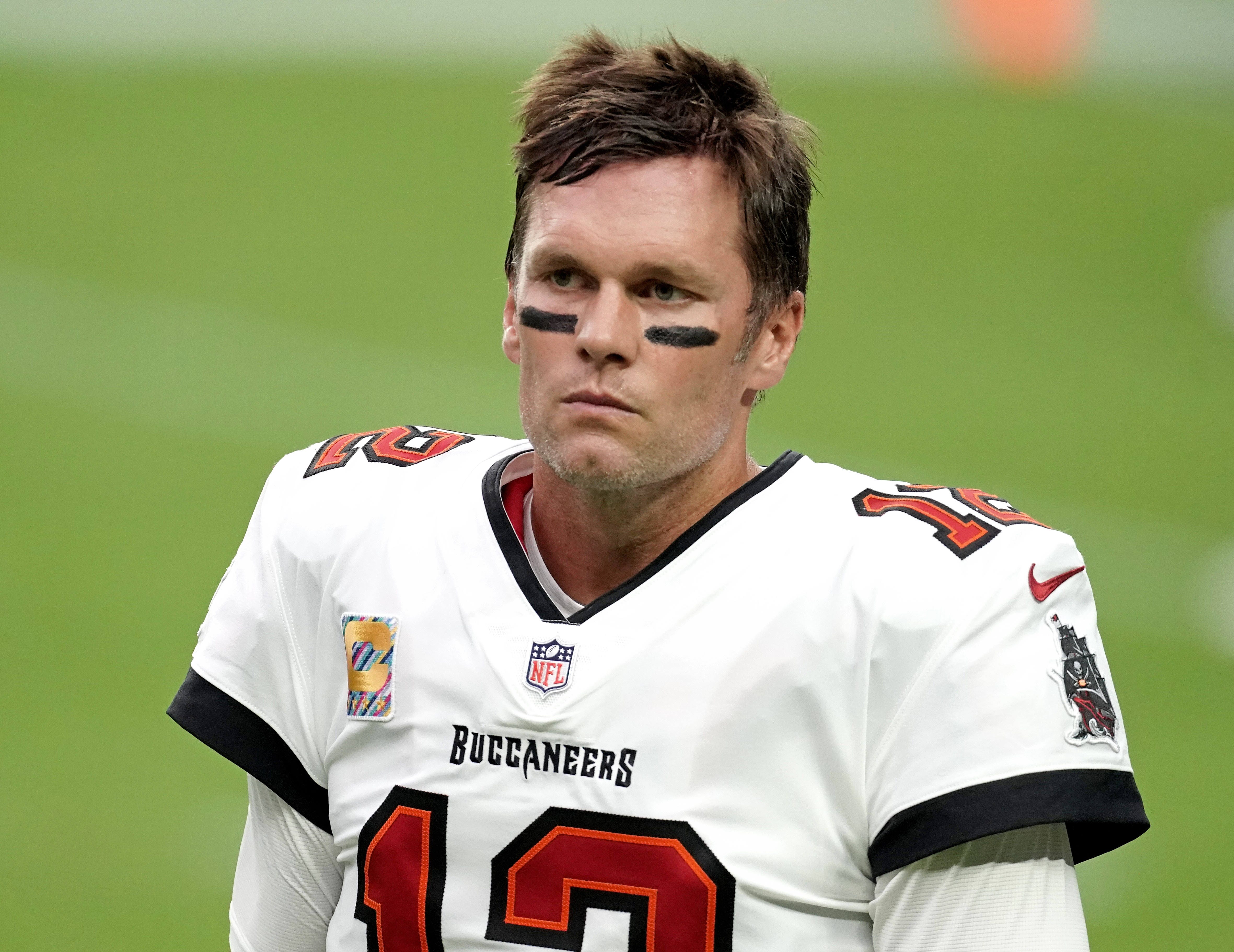 brady in a raiders uniform