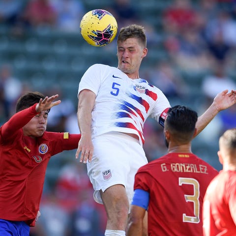 Walker Zimmerman (5) was the 2020 MLS defender of 