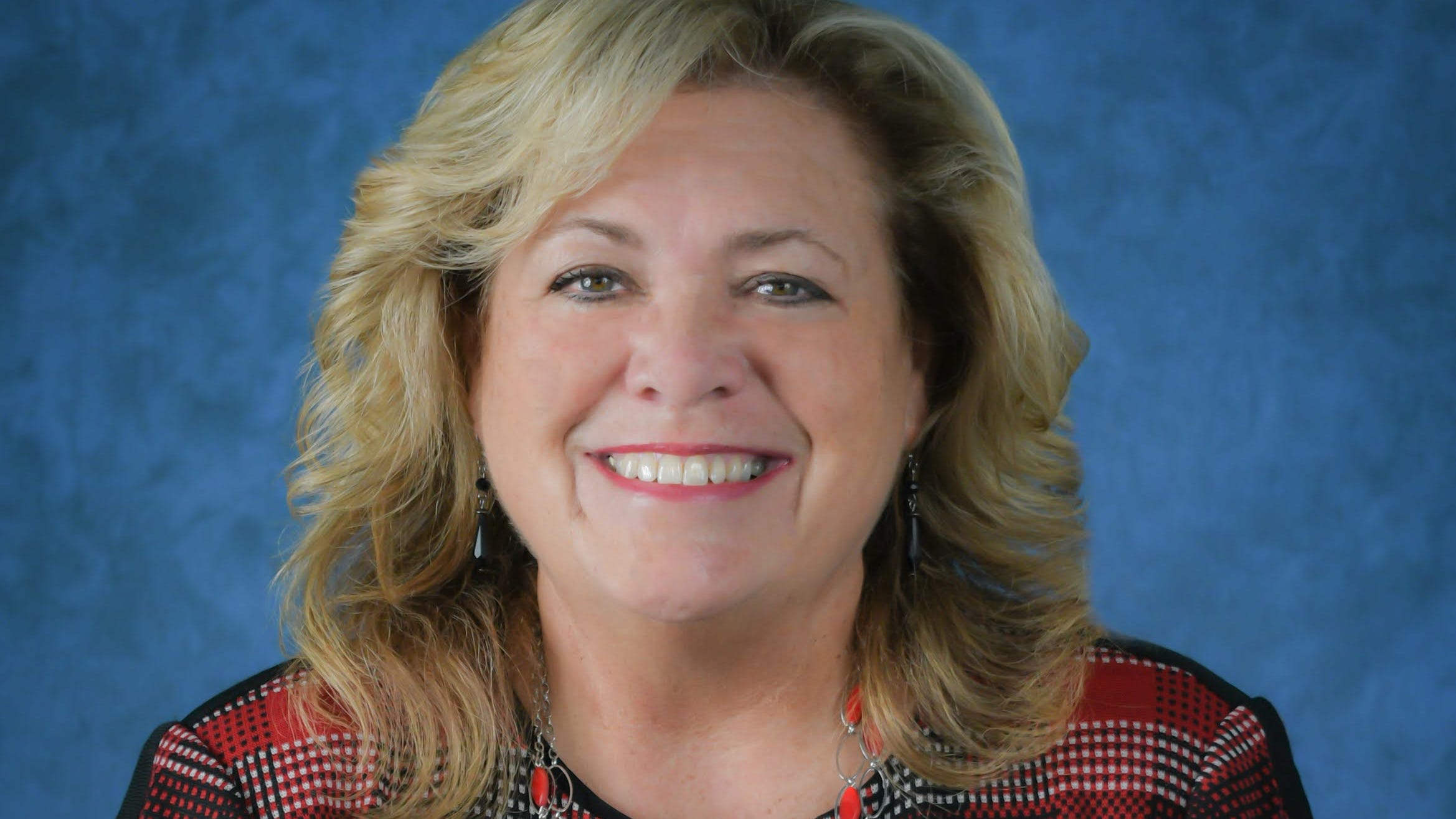 Manatee County commissioners served subpoenas over possible Sunshine