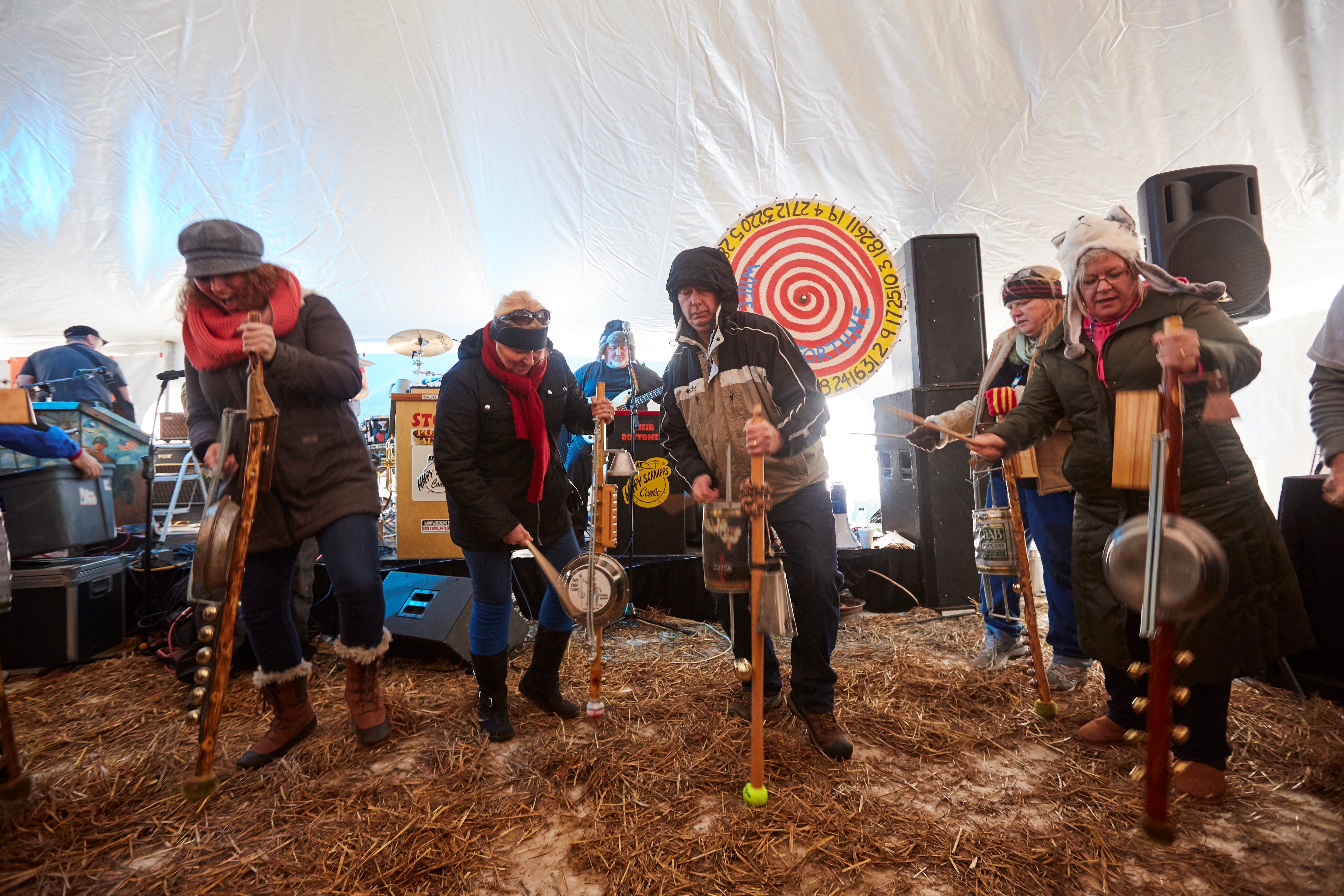 Fish Creek cancels Winter Festival for COVID-19, holds holiday light tour