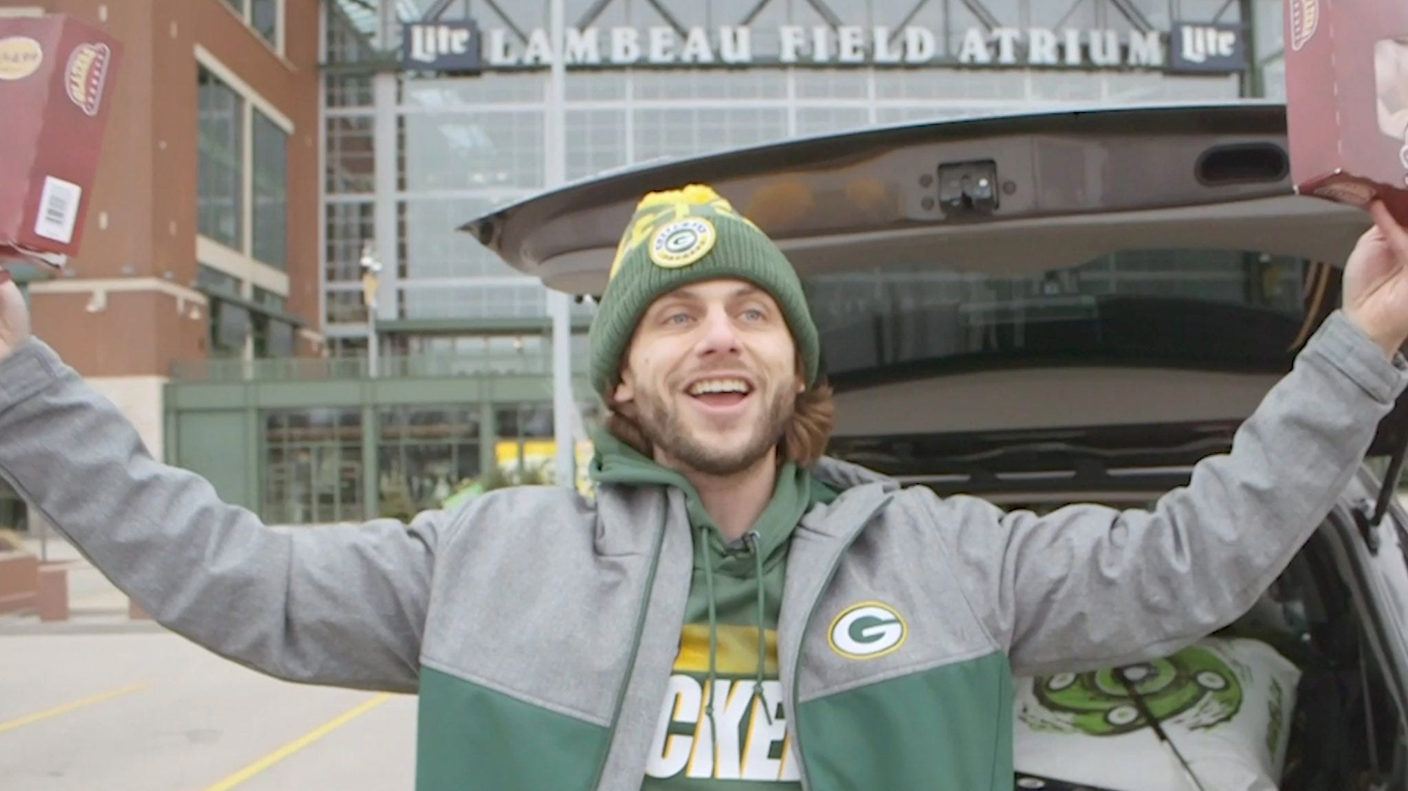 Charlie Berens makes Packers fans laugh, cry with 'Missing Lambeau' video