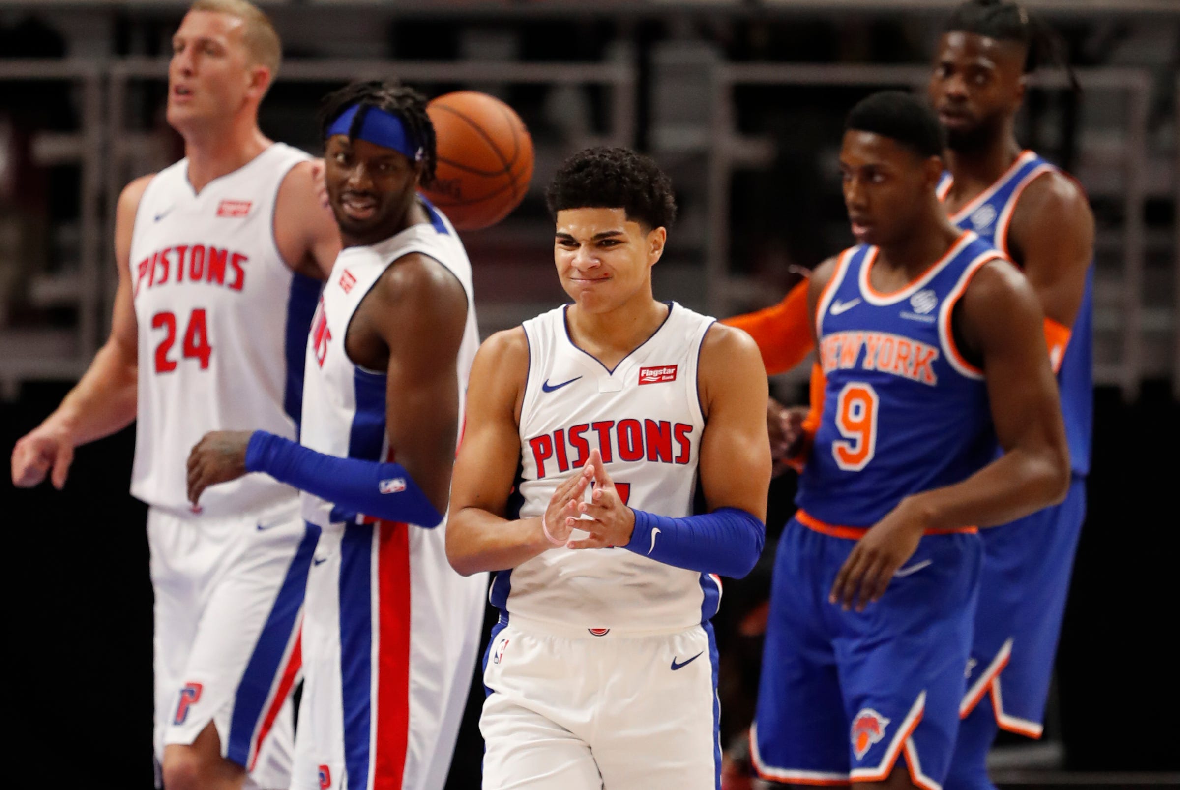 Detroit pistons basketball roster clearance