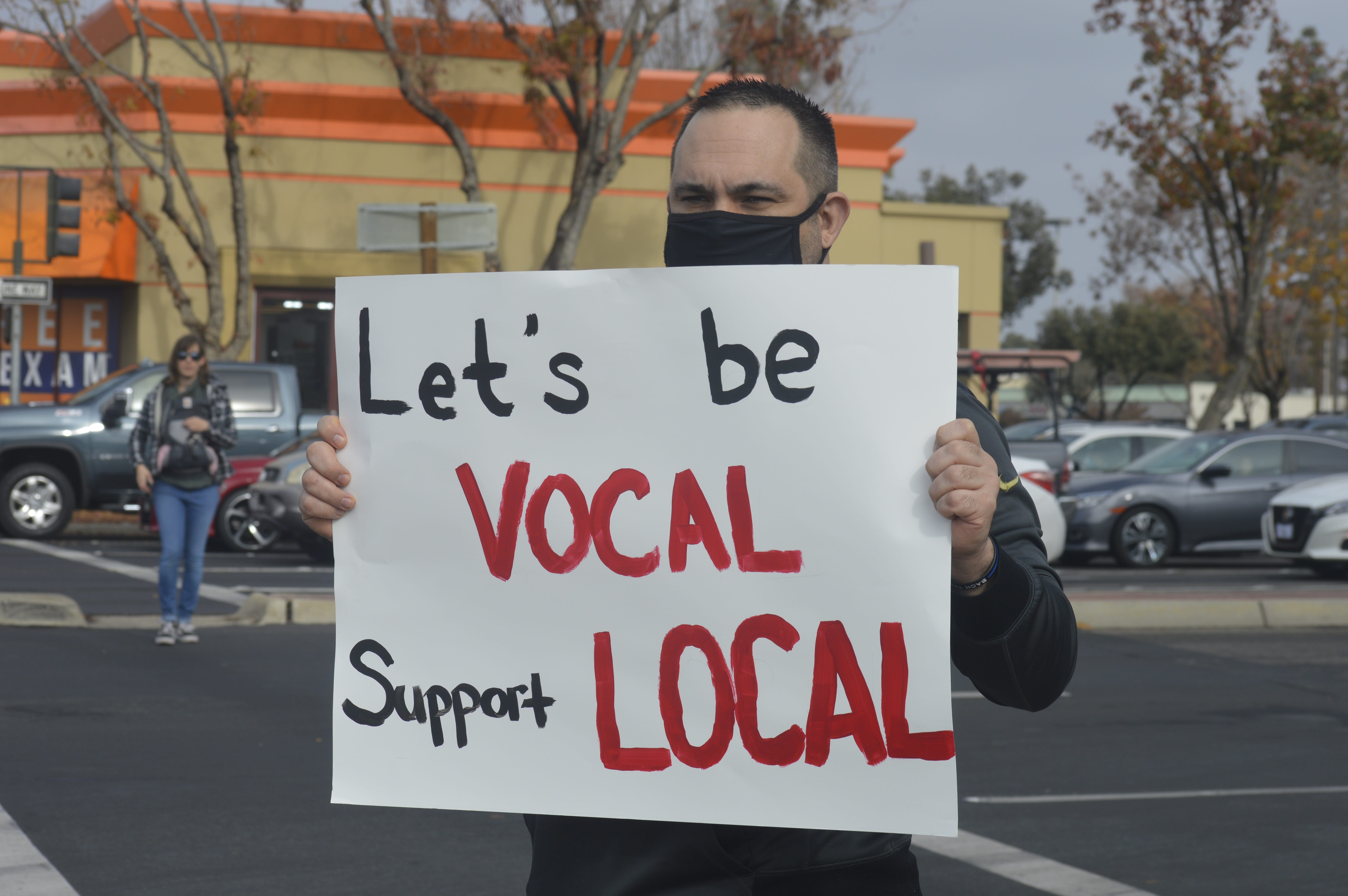 These Two Visalia Restaurants Are Still Offering Indoor And Outdoor Dining Despite Regional Stay At Home Order