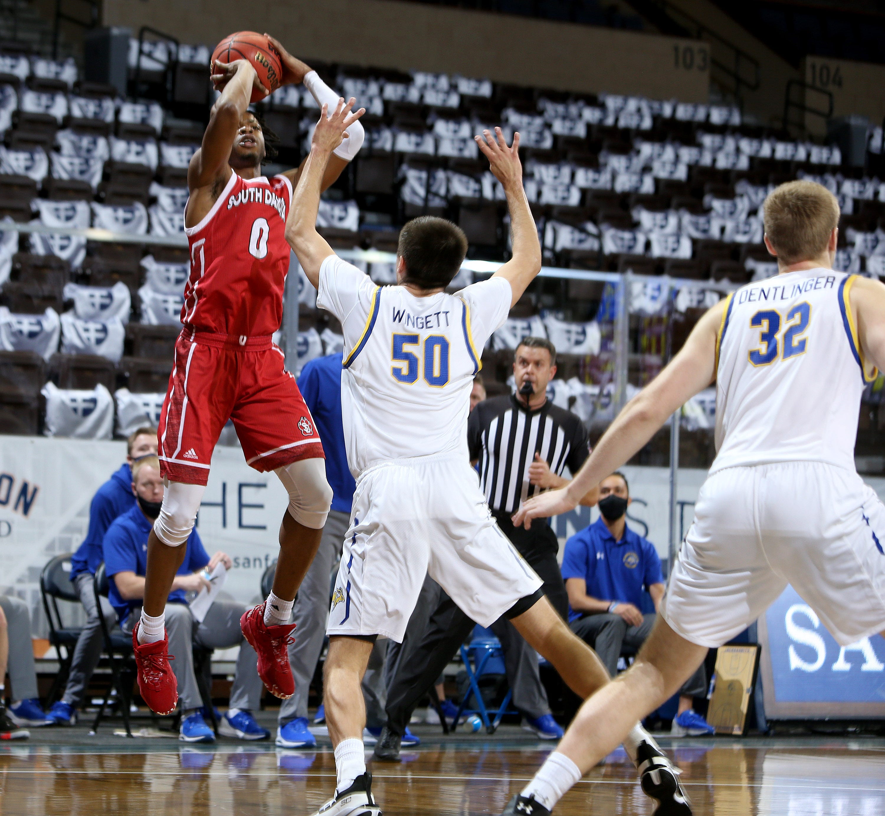 Summit League men's hoops Who will challenge SDSU Jackrabbits?