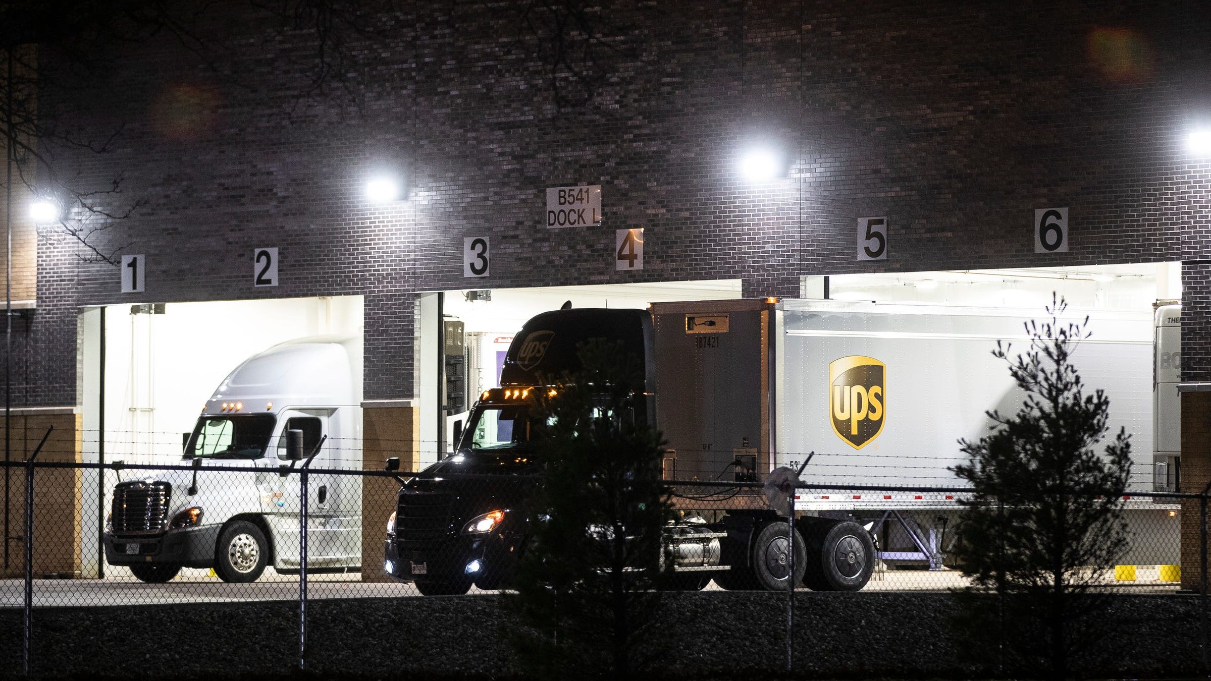 Last Day To Ship Usps For Christmas 2025