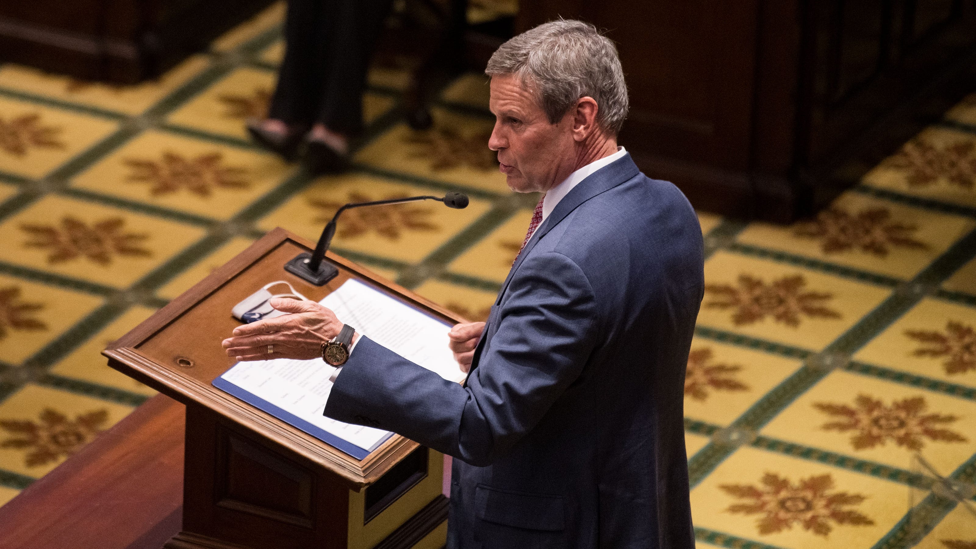 Tennessee constitutional carry Gov. Bill Lee signs permitless gun bill