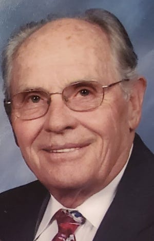 David Austin Randall of Meeker died Friday, Dec. 11, 2020, at age 88.