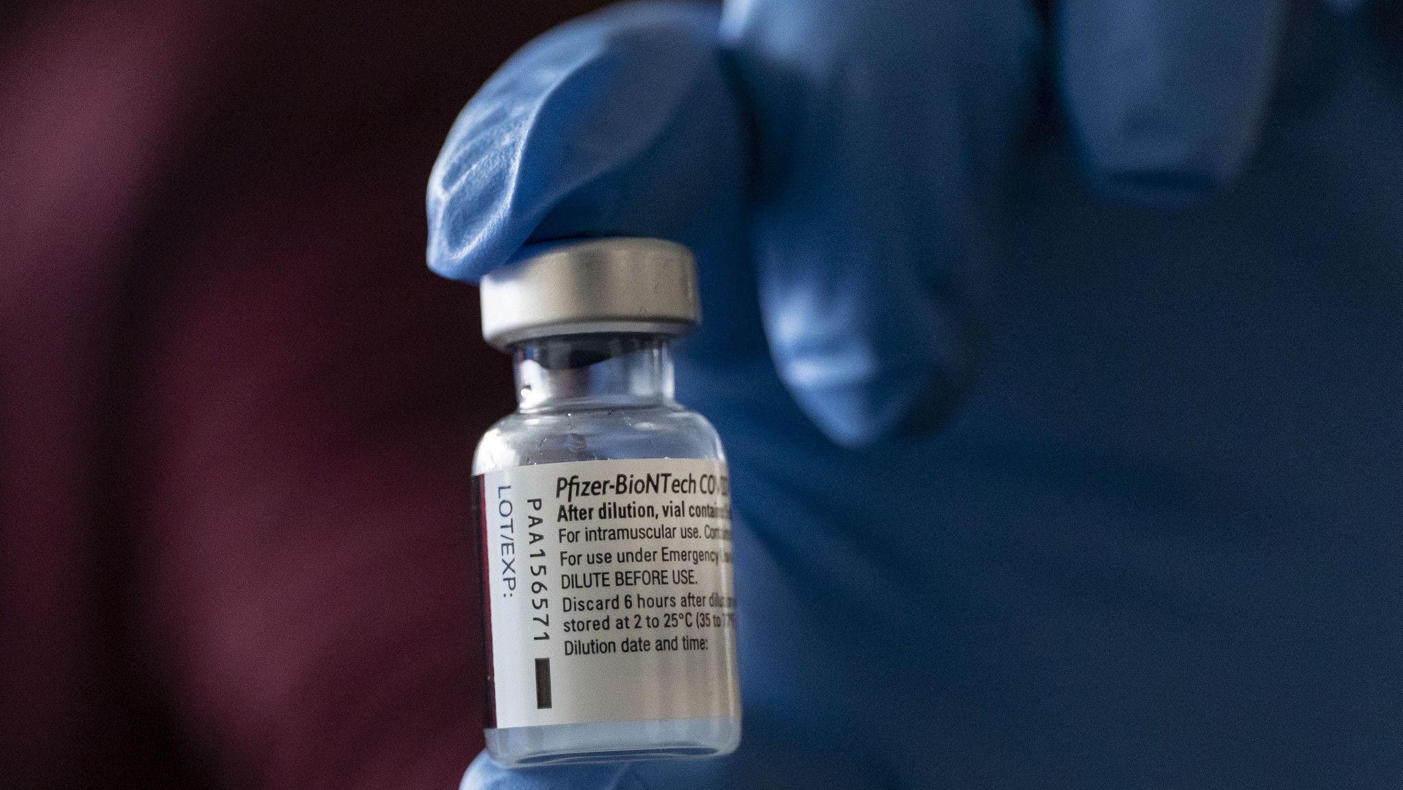 Walgreens, CVS predict COVID-19 vaccines will be there by spring