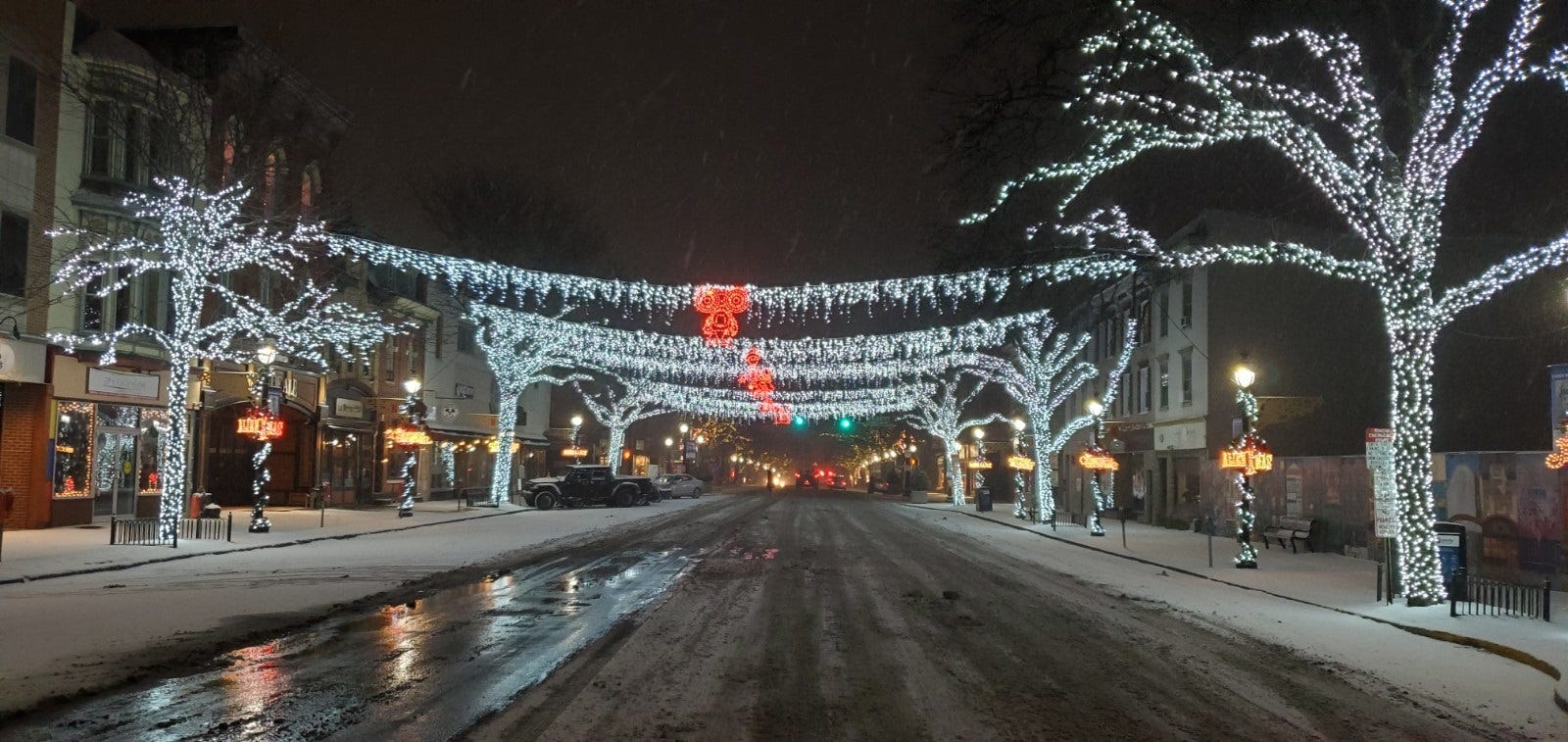Can the Poconos expect a white Christmas?