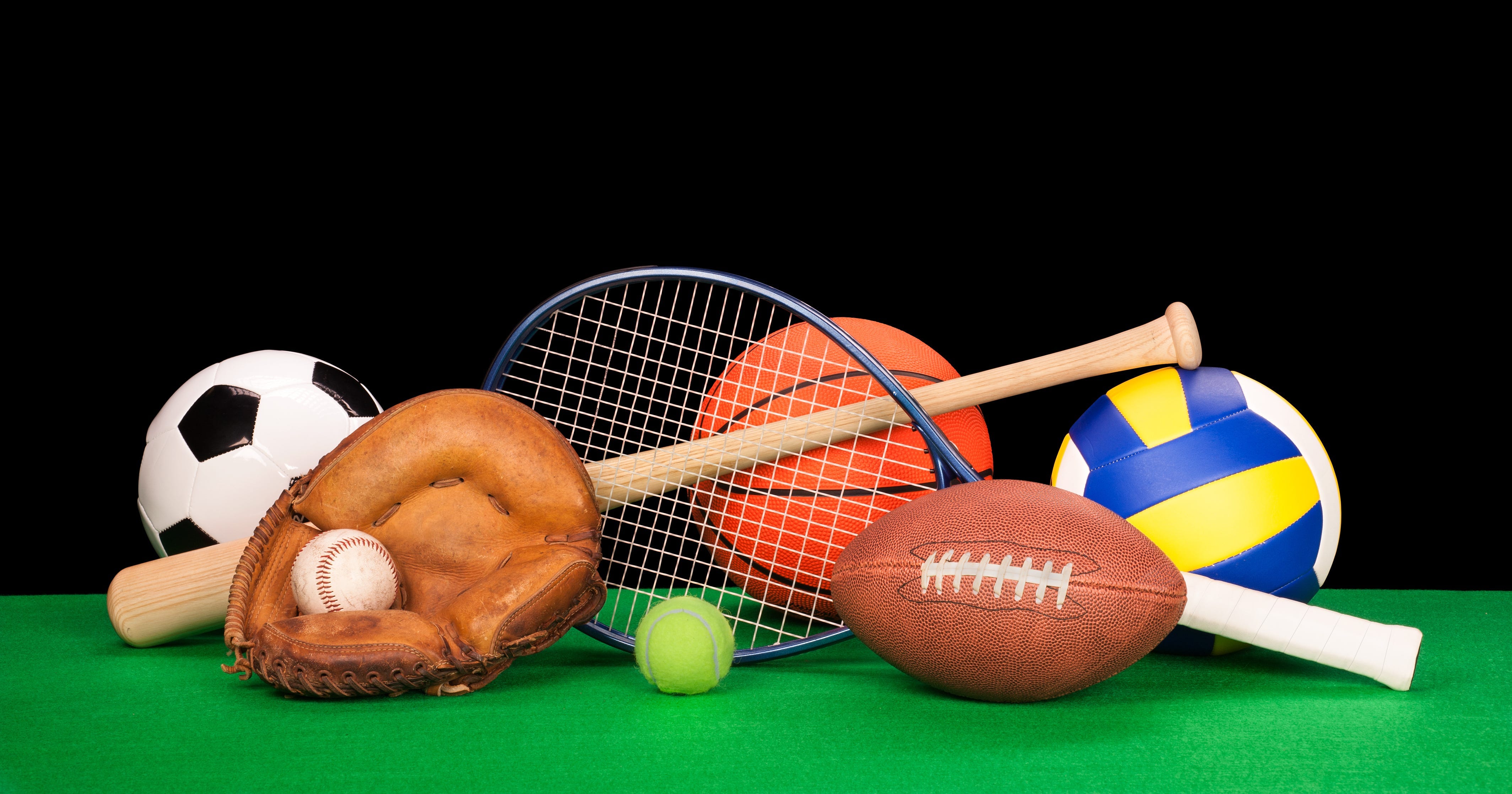 Футбол хоккей теннис волейбол. Спортивный инвентарь. Спортивные атрибуты. Спортивная тематика. Спортивные игры с мячом.