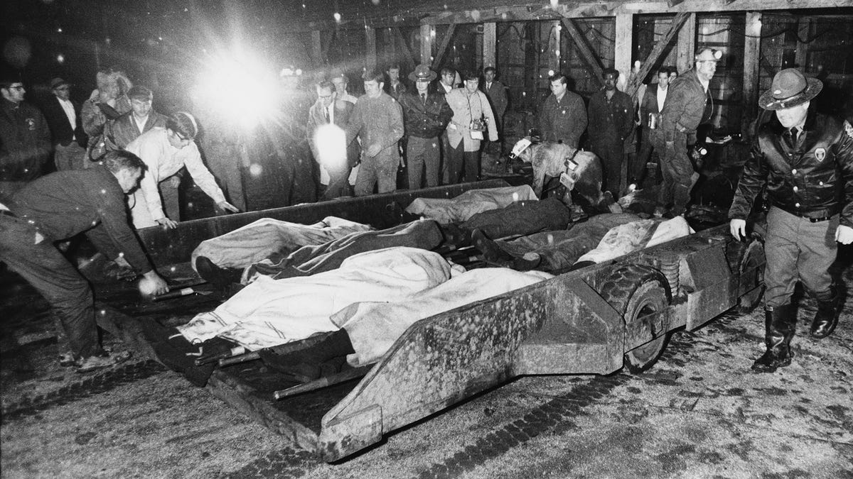 Hyden, Kentucky, mine disaster photos from 1970