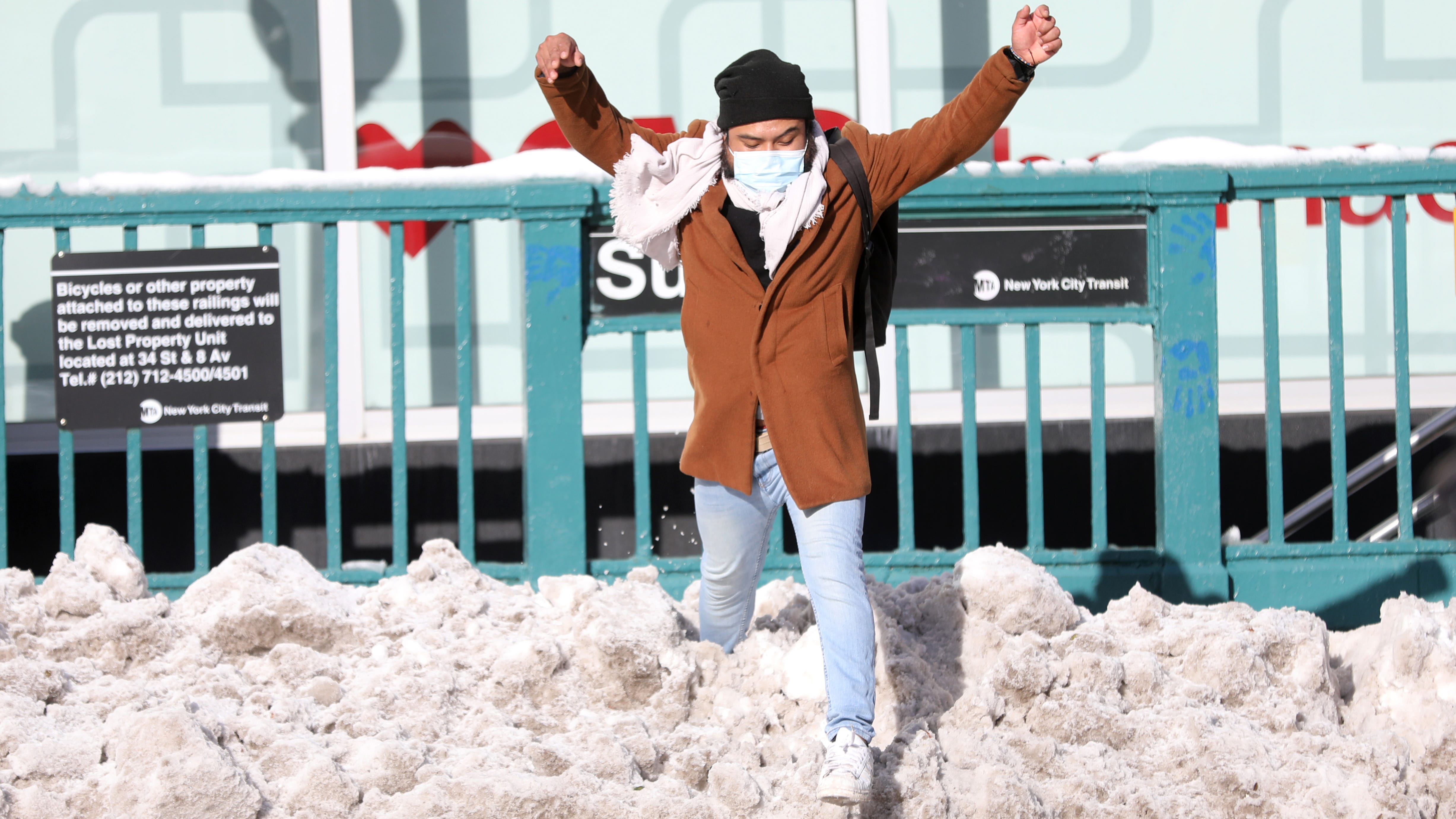 Parts Of New York Could Get Hit With Heavy Snowfall From Winter Storm