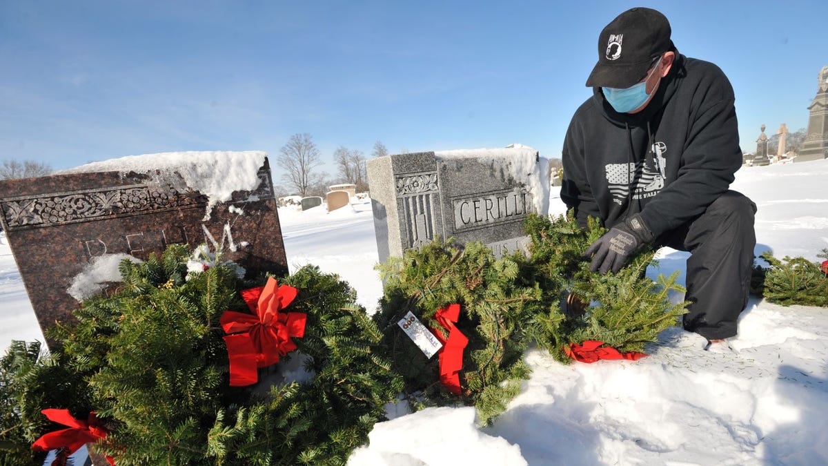 Quincy participates in National Wreaths Across America Day