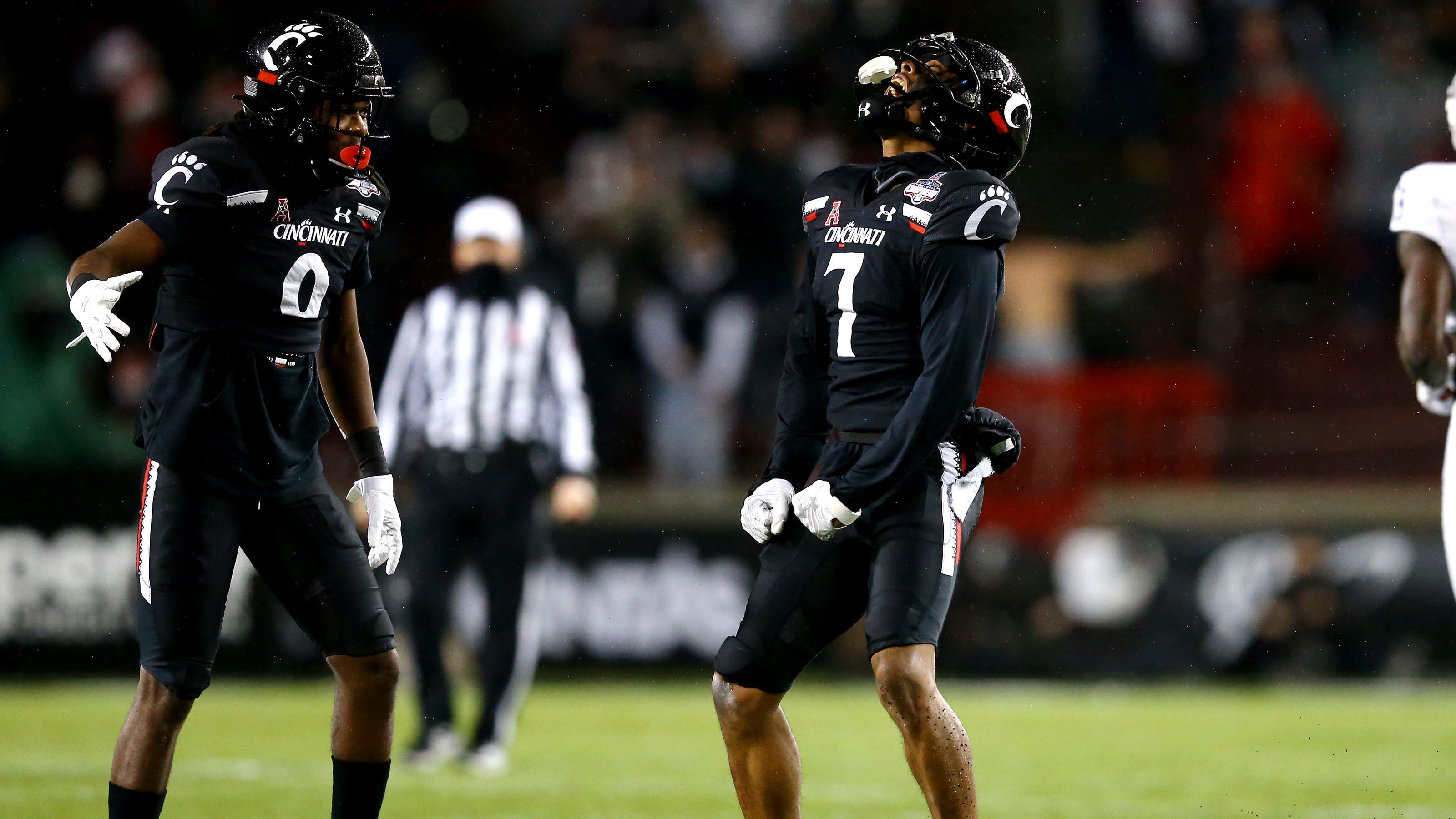 Cincinnati football Bearcats beat Tulsa to win first AAC title