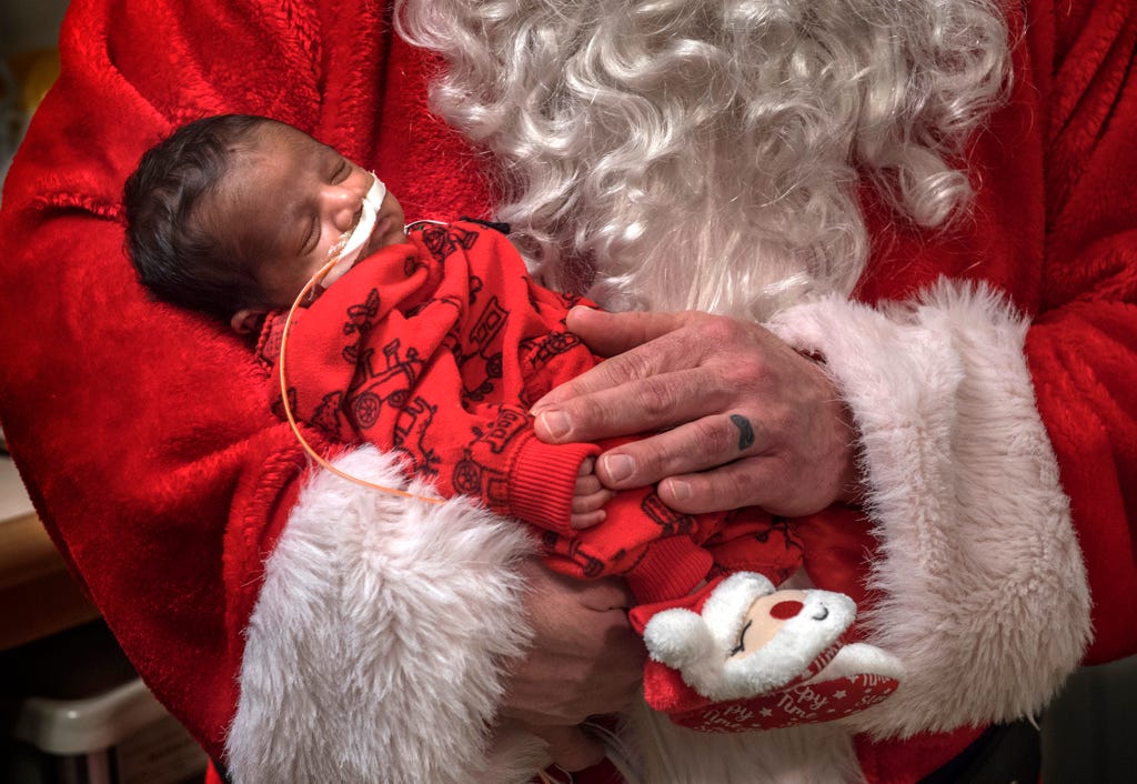 tiny baby christmas outfit