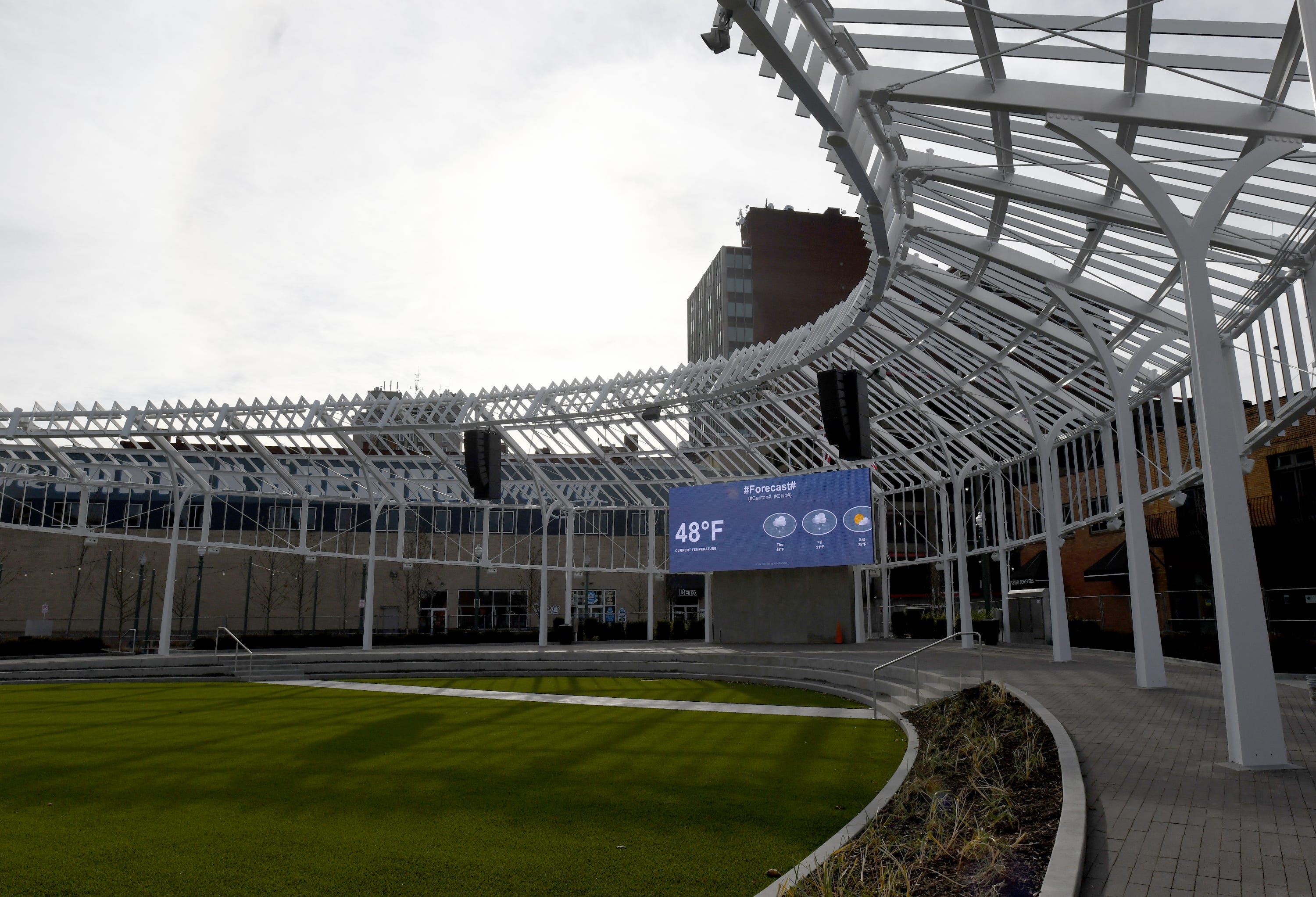 Jerzee's Cafe in downtown Canton serves Dick's famous coney sauce