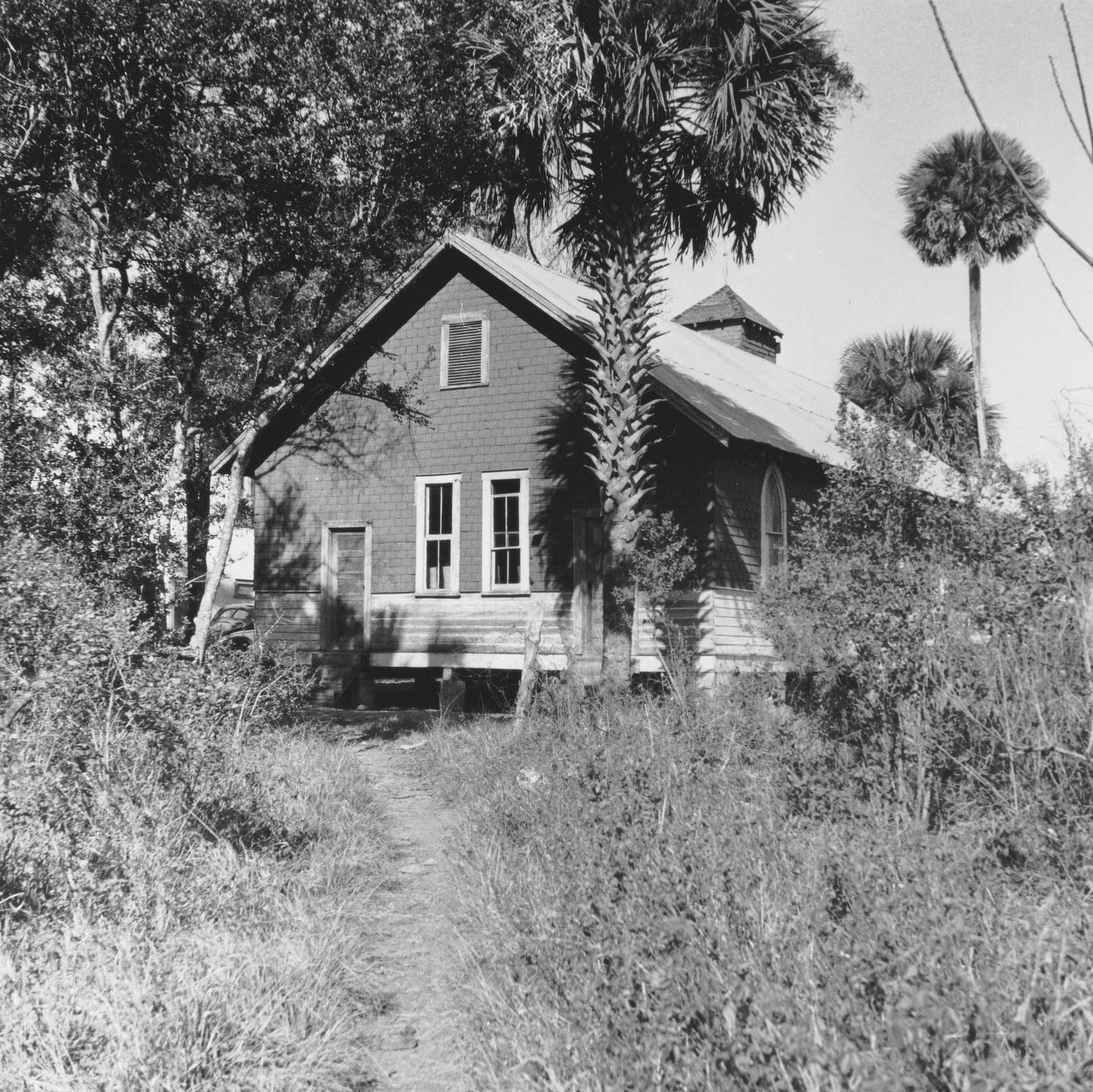 A home in Daytona Beach's Midtown community pictured in 1943 shows how much more natural vegetation remained in the neighborhood at that time. Many homes disappeared in the 1960s when they were taken down by the federal government's urban renewal program.
