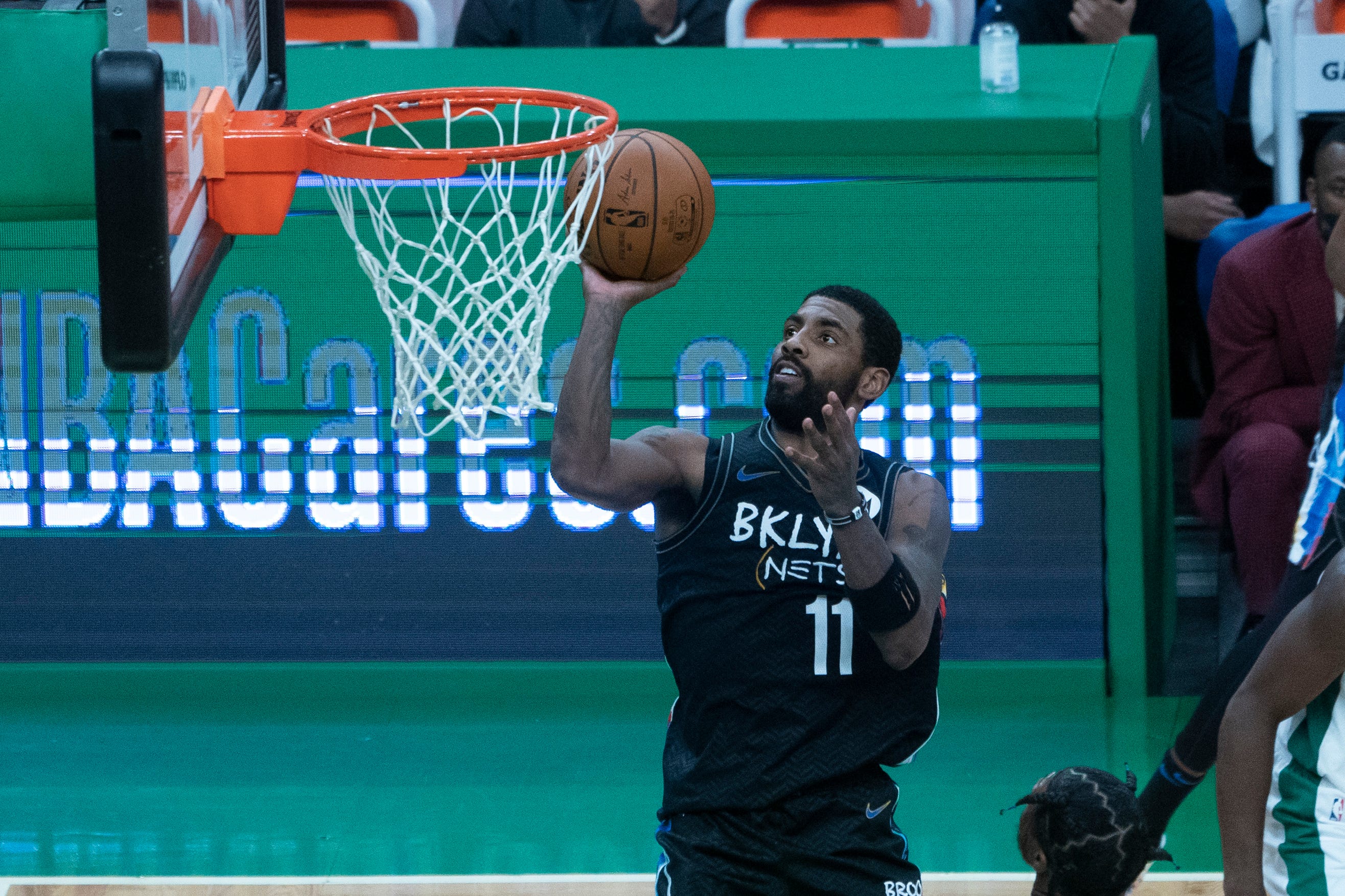 kyrie irving points today