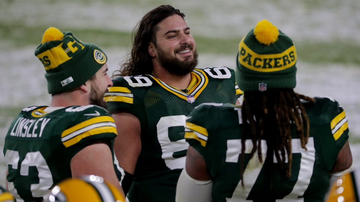 Packers lose left tackle David Bakhtiari for rest of season with serious knee injury - Packers News